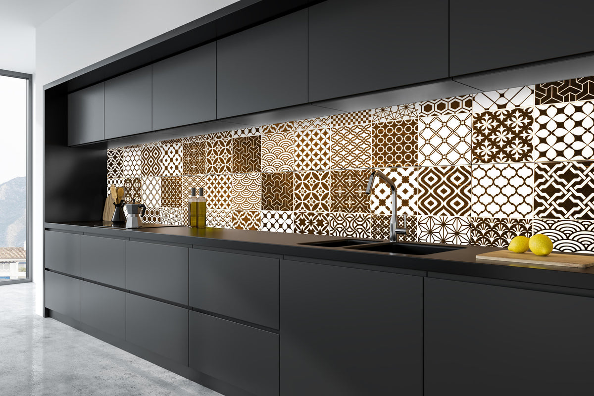 Küche - Braun-Beige geometrisch Mosaik in tiefschwarzer matt-premium Einbauküche