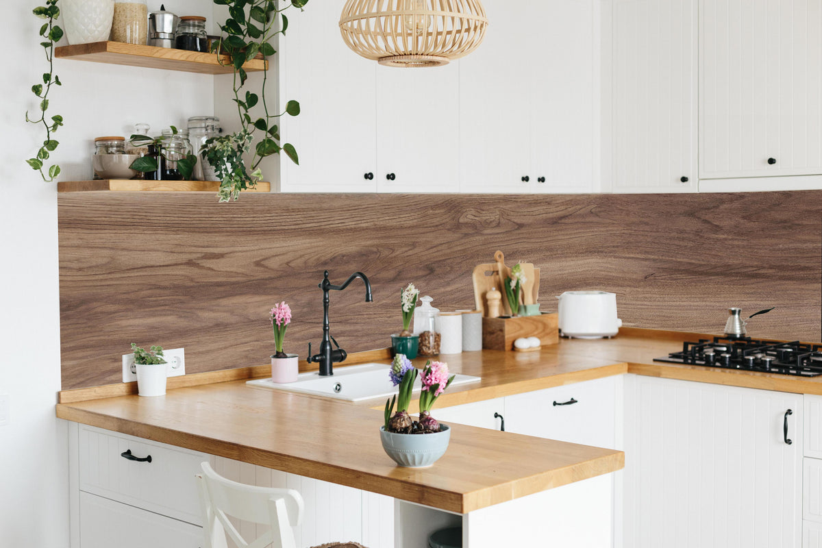 Küche - Braune Holz Textur mit Muster in lebendiger Küche mit bunten Blumen