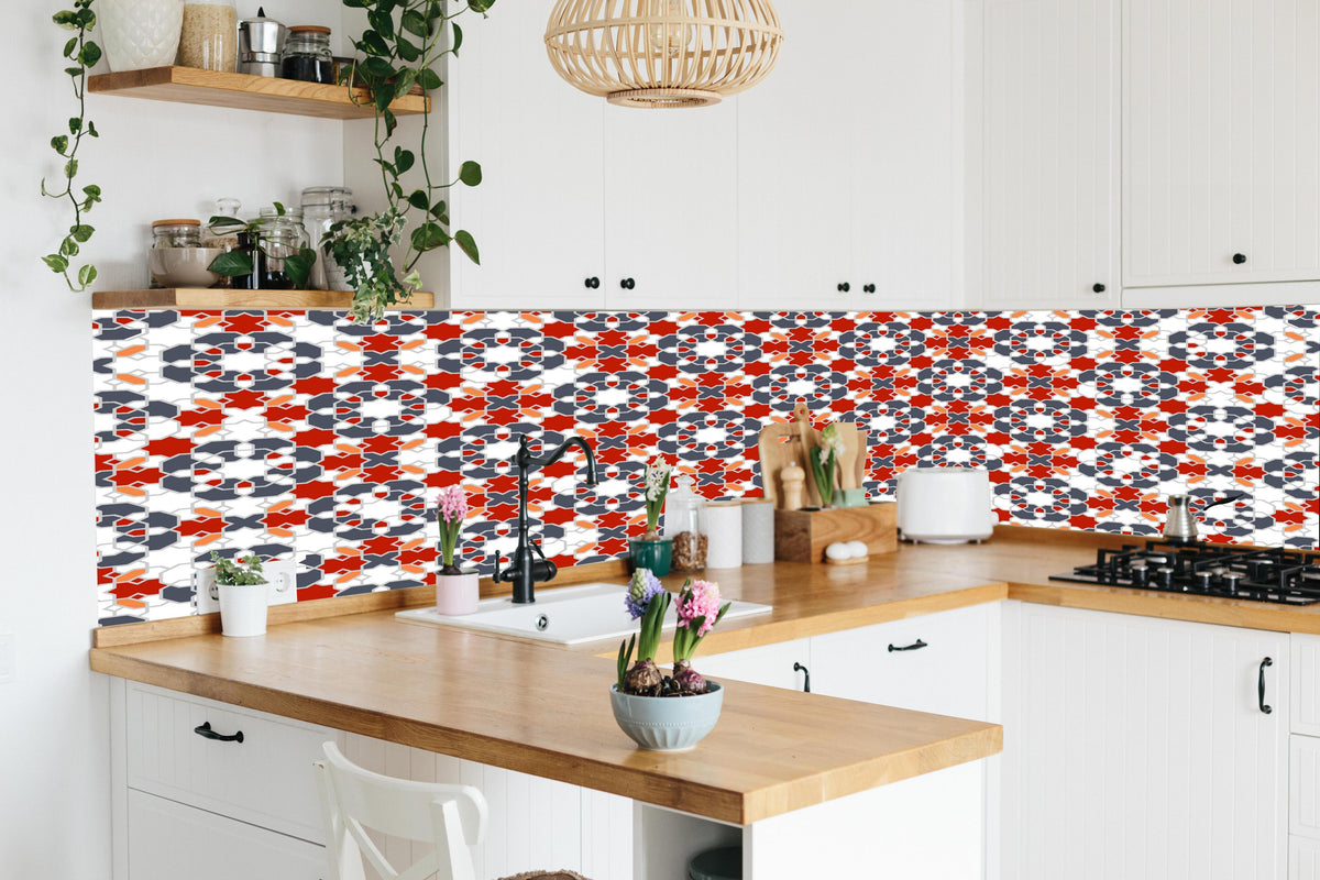 Küche - Geometrische Fliesen in lebendiger Küche mit bunten Blumen
