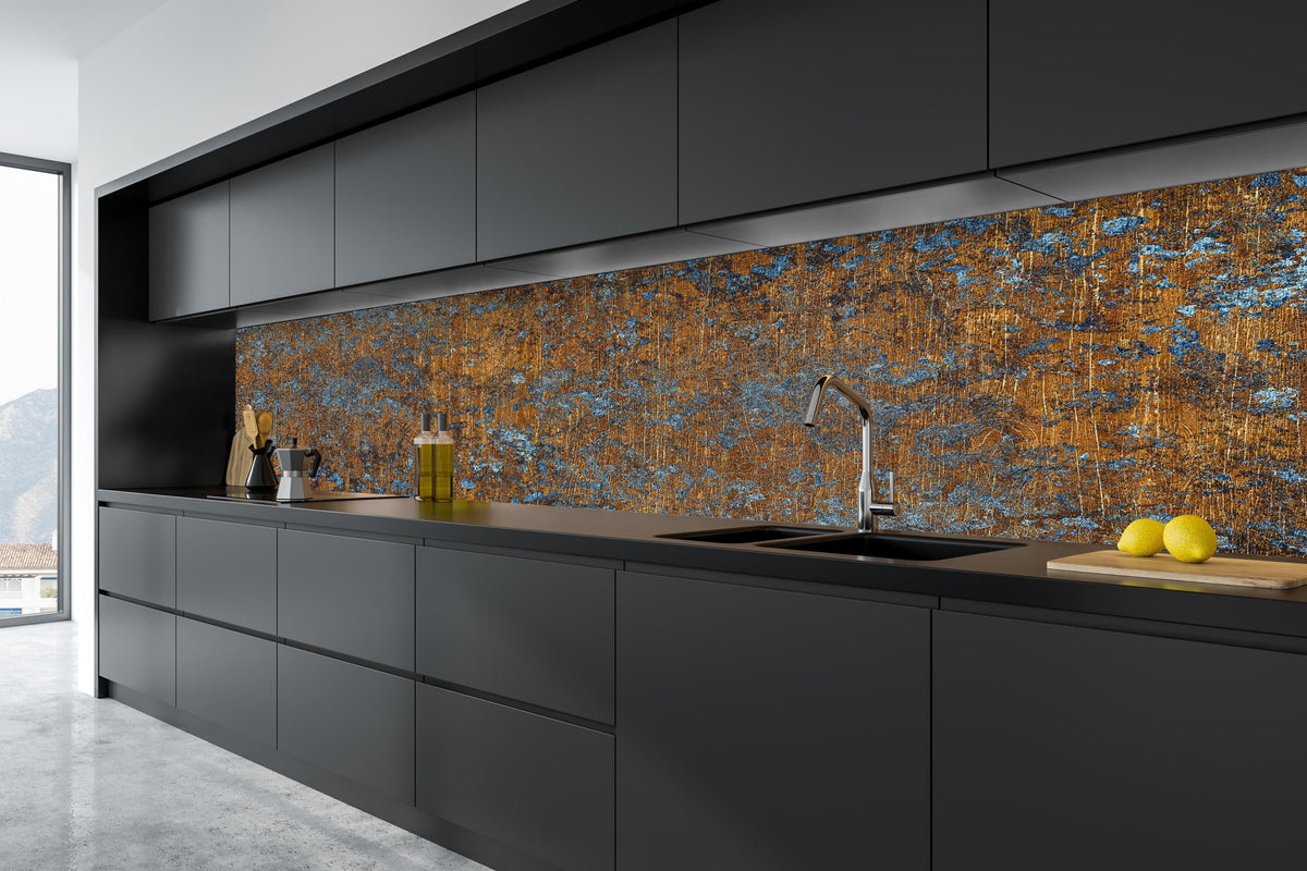 Küche - Gold-blaue alte Metalltextur in tiefschwarzer matt-premium Einbauküche
