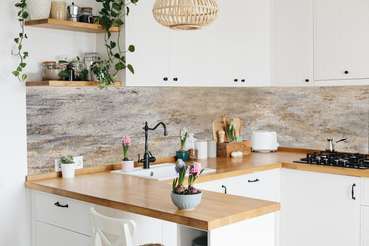 Küche - Grauer Zement Hintergrund in lebendiger Küche mit bunten Blumen