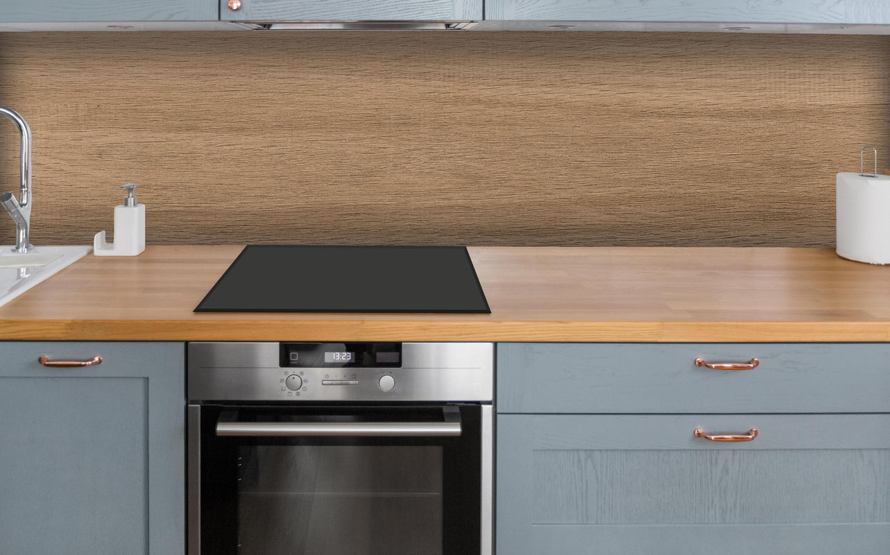 Küche - Holztextur und hölzerner Hintergrund 2 über polierter Holzarbeitsplatte mit Cerankochfeld