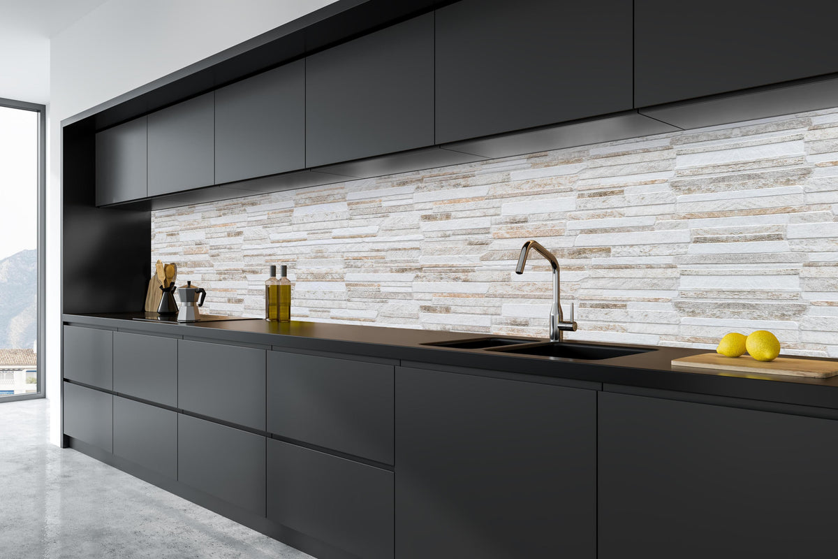 Küche - Modernen braunen Steinmauer in tiefschwarzer matt-premium Einbauküche