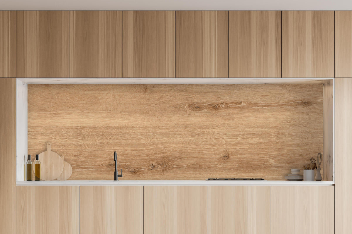 Küche - Natürliche Bambusholz Planke in charakteristischer Vollholz-Küche mit modernem Gasherd