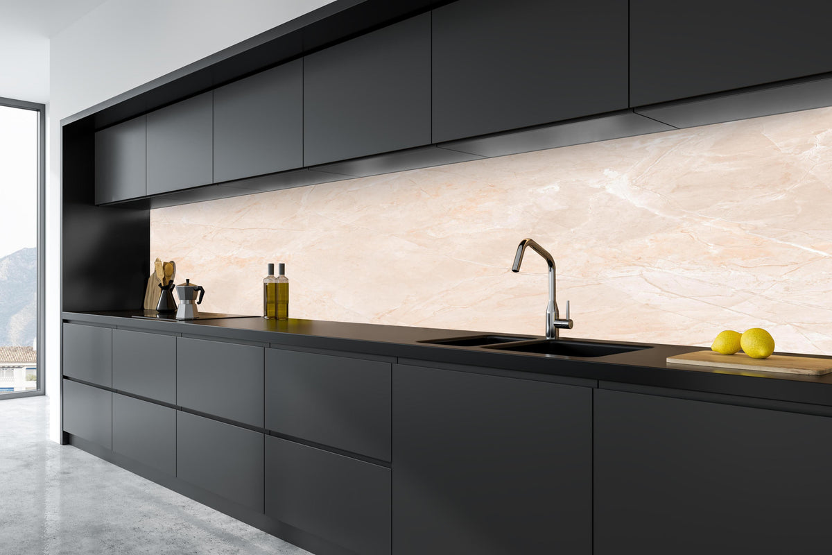 Küche - Natürlicher Sandstein - Granit in tiefschwarzer matt-premium Einbauküche