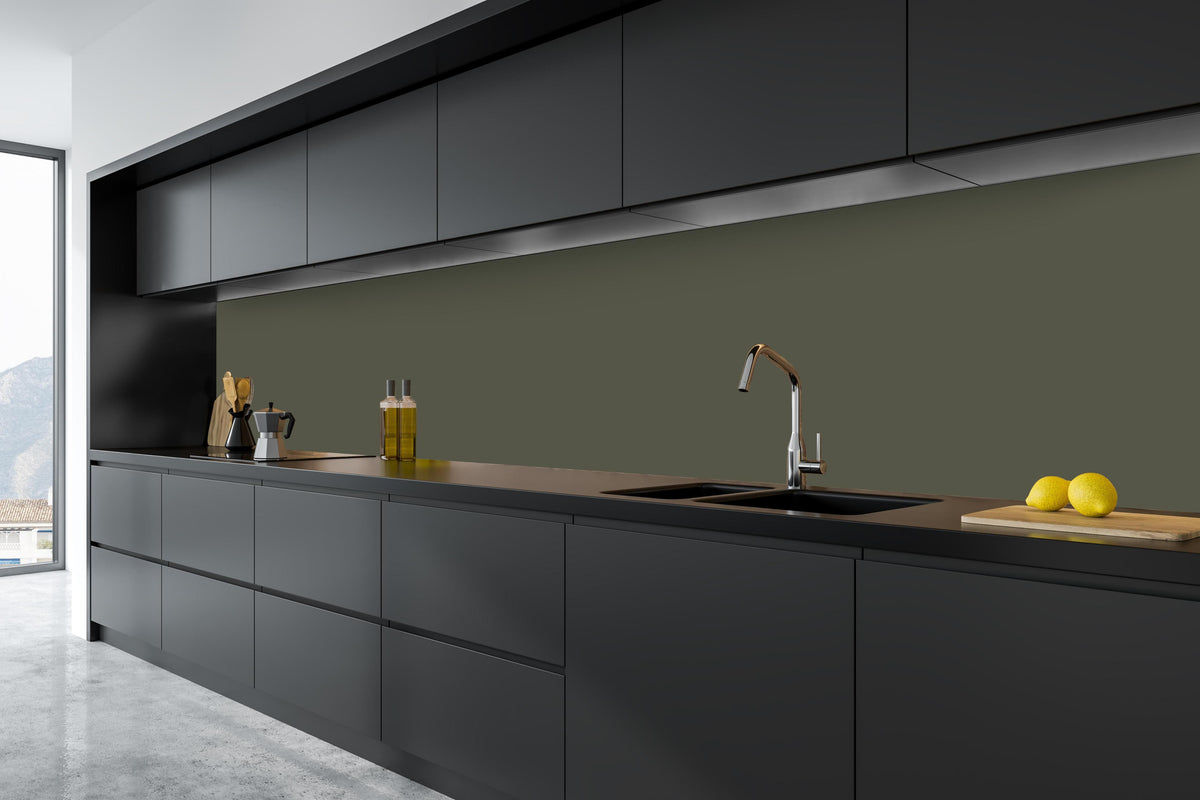 Küche - RAL 7013 (auch braun-grau) in tiefschwarzer matt-premium Einbauküche