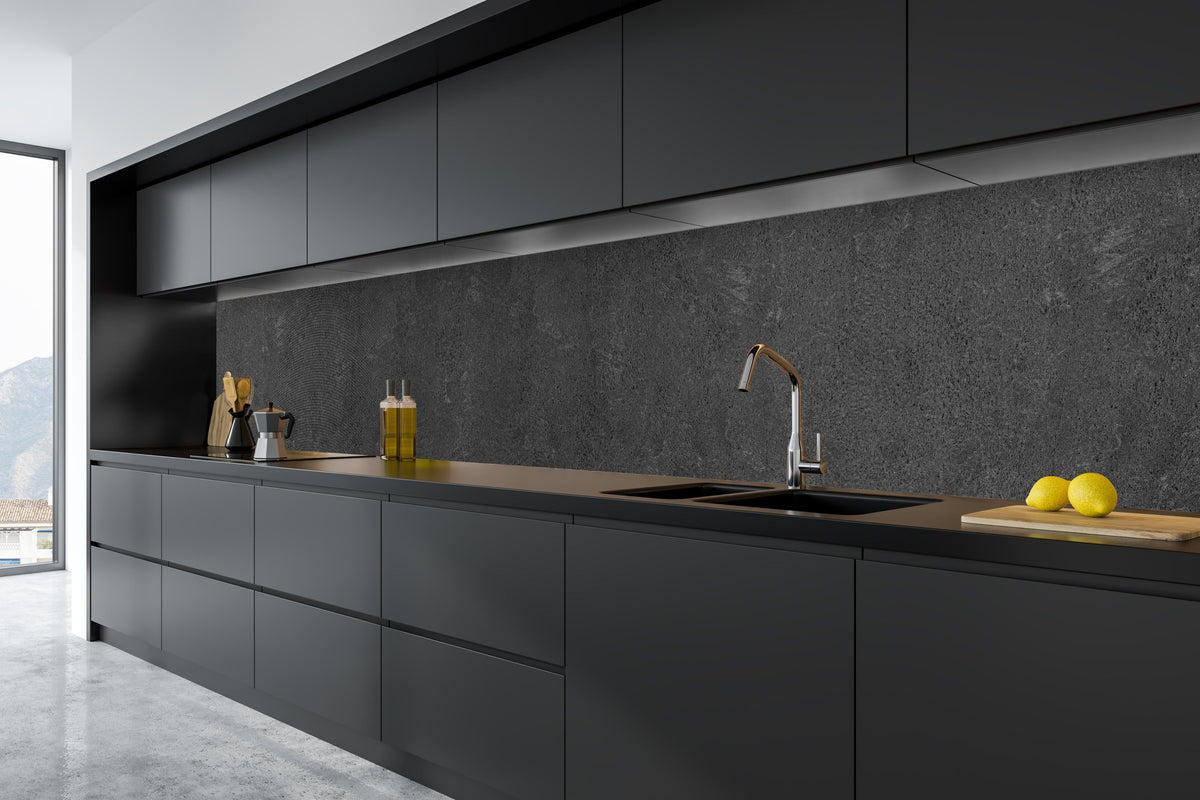 Küche - Schwarze Granitplatte in tiefschwarzer matt-premium Einbauküche