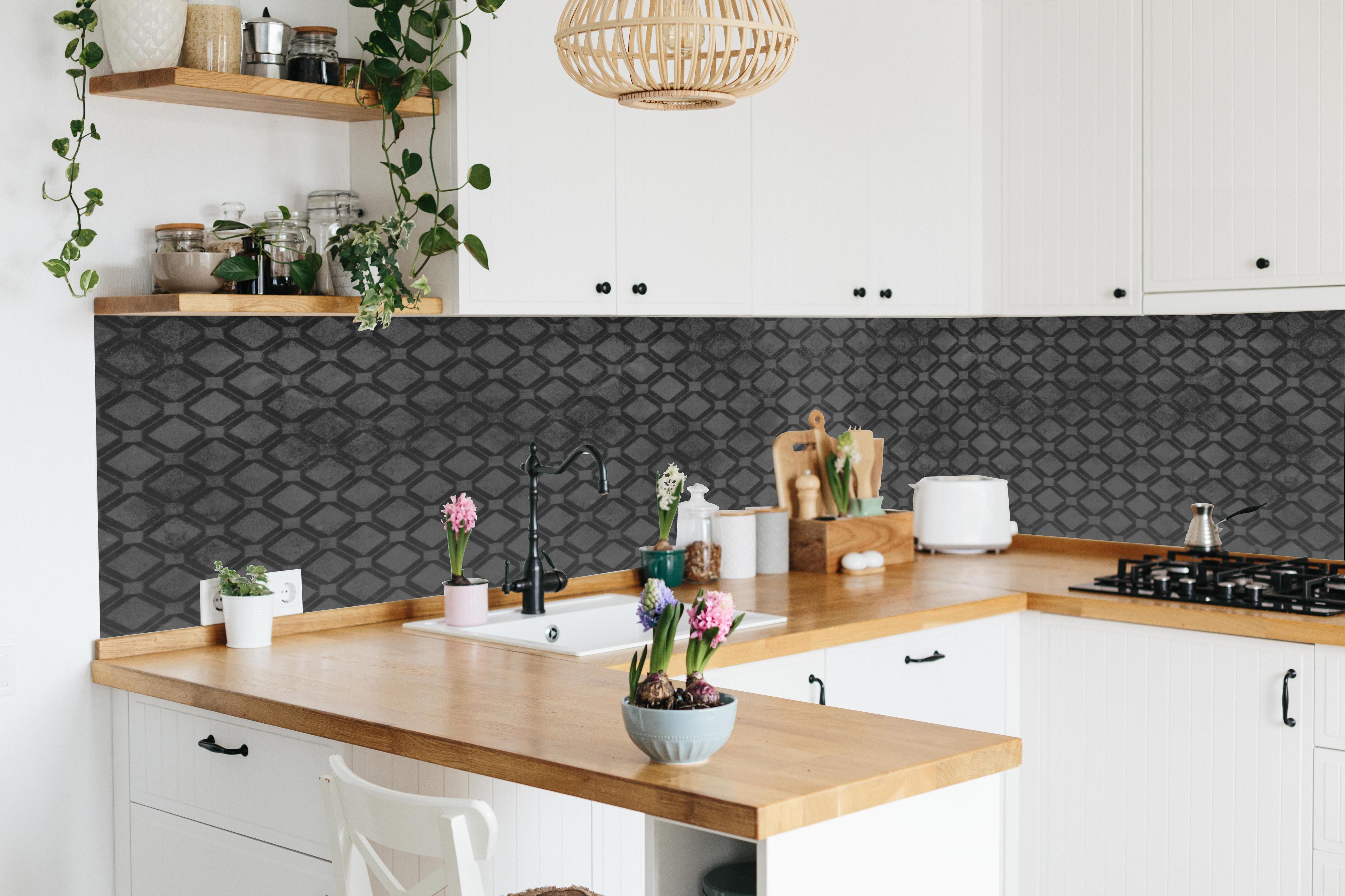 Küche - Schwarze Raute Muster in lebendiger Küche mit bunten Blumen