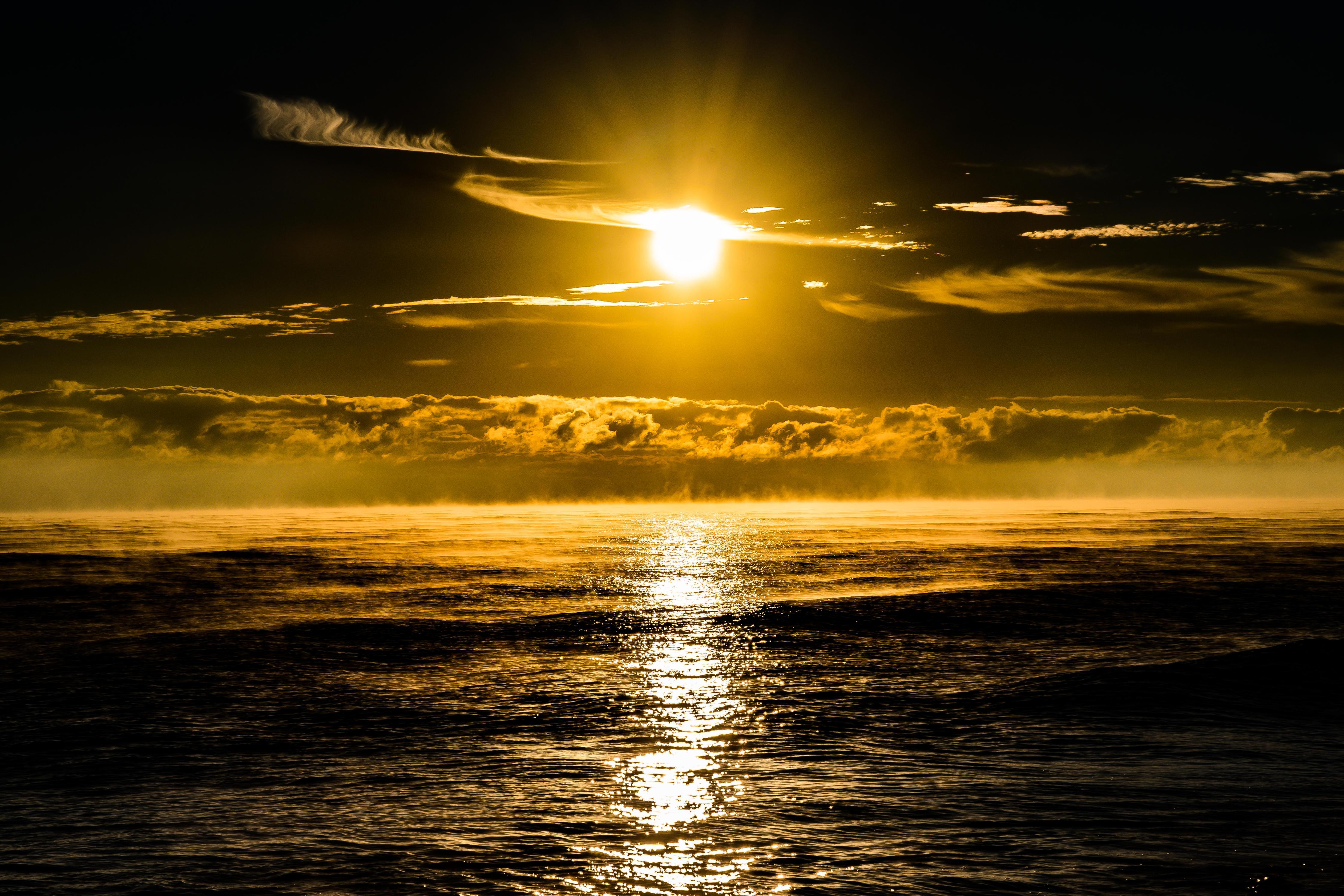 Küchenrückwand-Sonnenuntergang über dem Meer