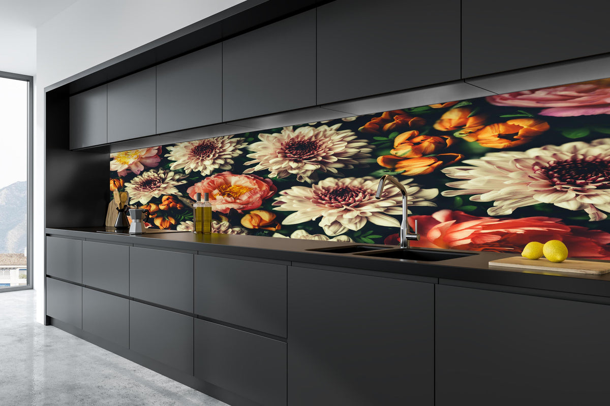 Küche - Vintage-Bouquet mit schönen Blumen in tiefschwarzer matt-premium Einbauküche