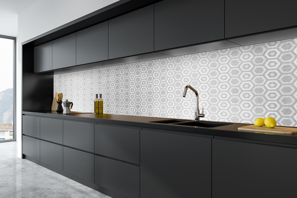 Küche - Weiß graue sechseckige Mustern in tiefschwarzer matt-premium Einbauküche