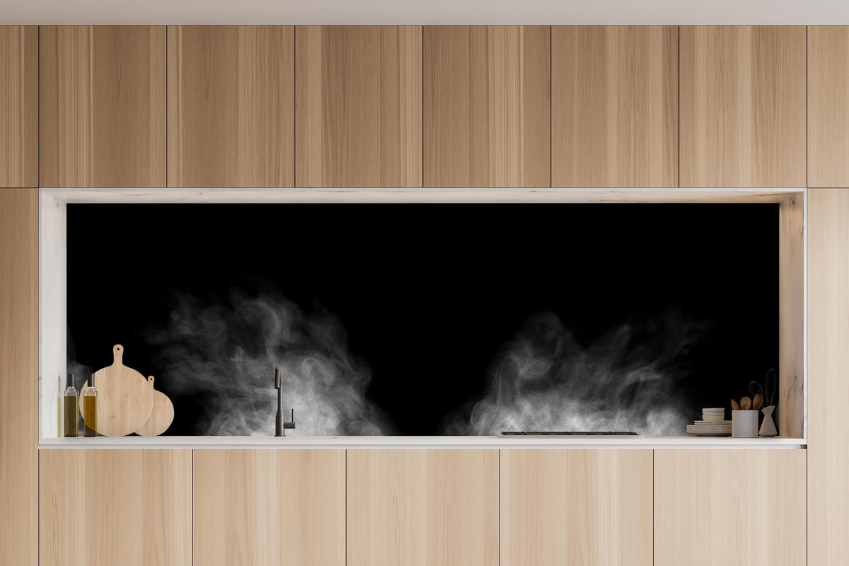 Küche - Weißer Dampf in charakteristischer Vollholz-Küche mit modernem Gasherd