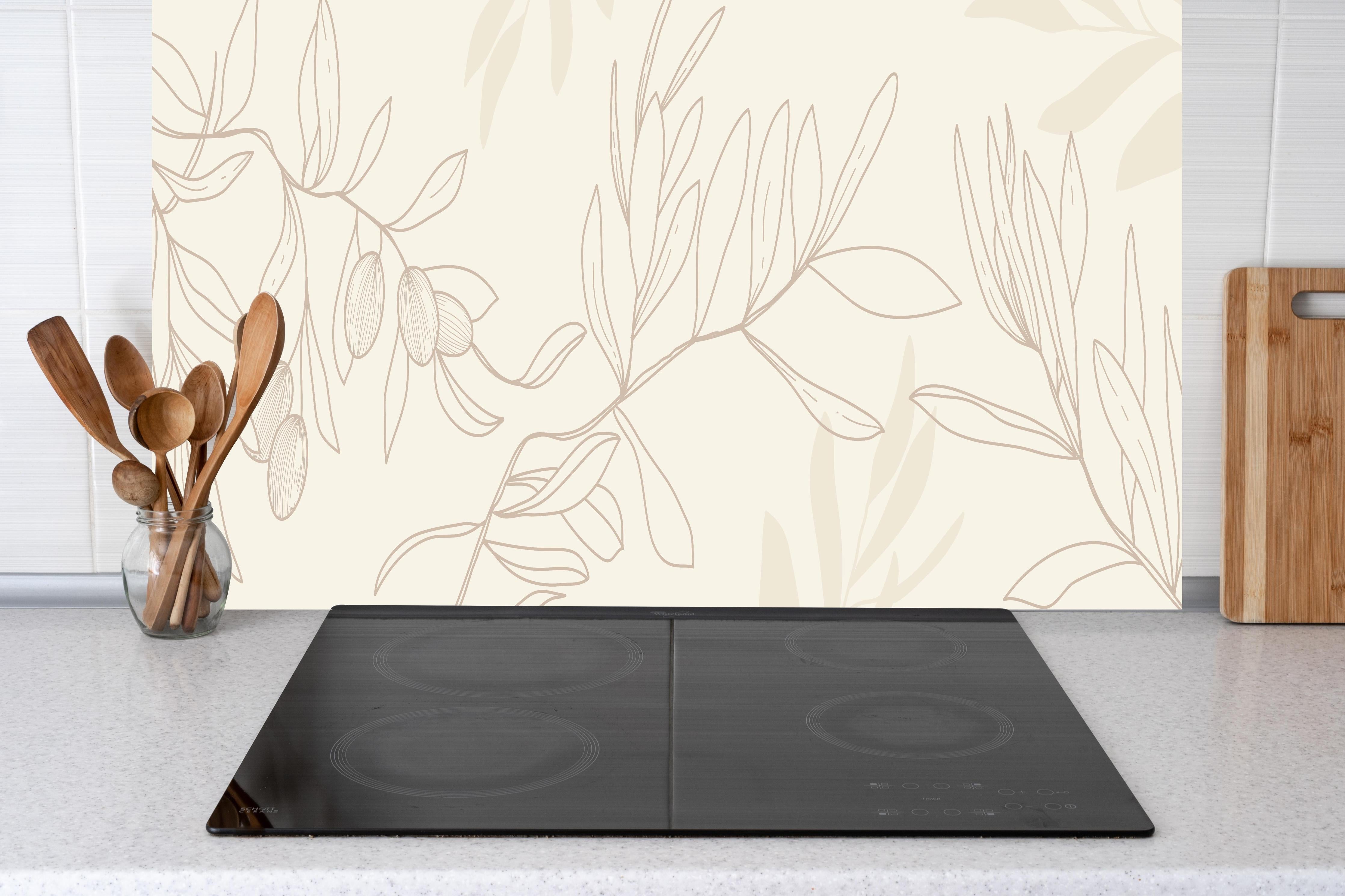 Küche - Stilvolle beige Illustration von Pflanzenkonturen hinter weißen Hochglanz-Küchenregalen und schwarzem Wasserhahn