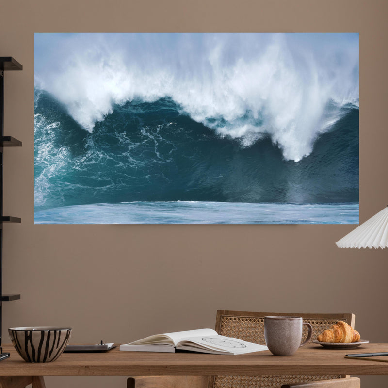 Office Poster  - Große Welle im Ozean über poliertem Holztisch mit stilvoller Lampe - rechteckig Zoom