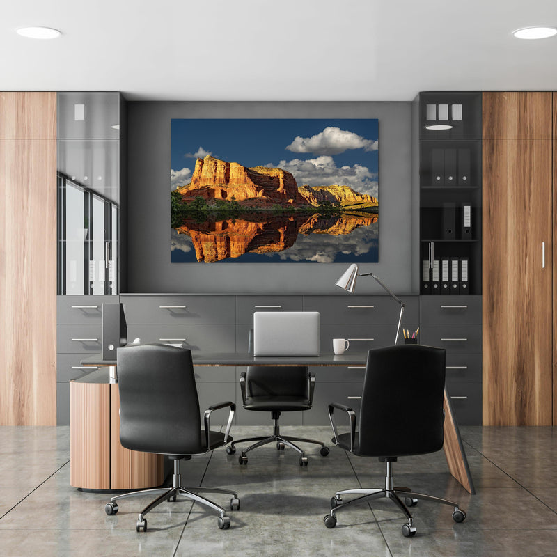 Office Poster  - Jack's Canyon mit Wasser Reflektion in klassischem Büroraum zwischen Holzschränken