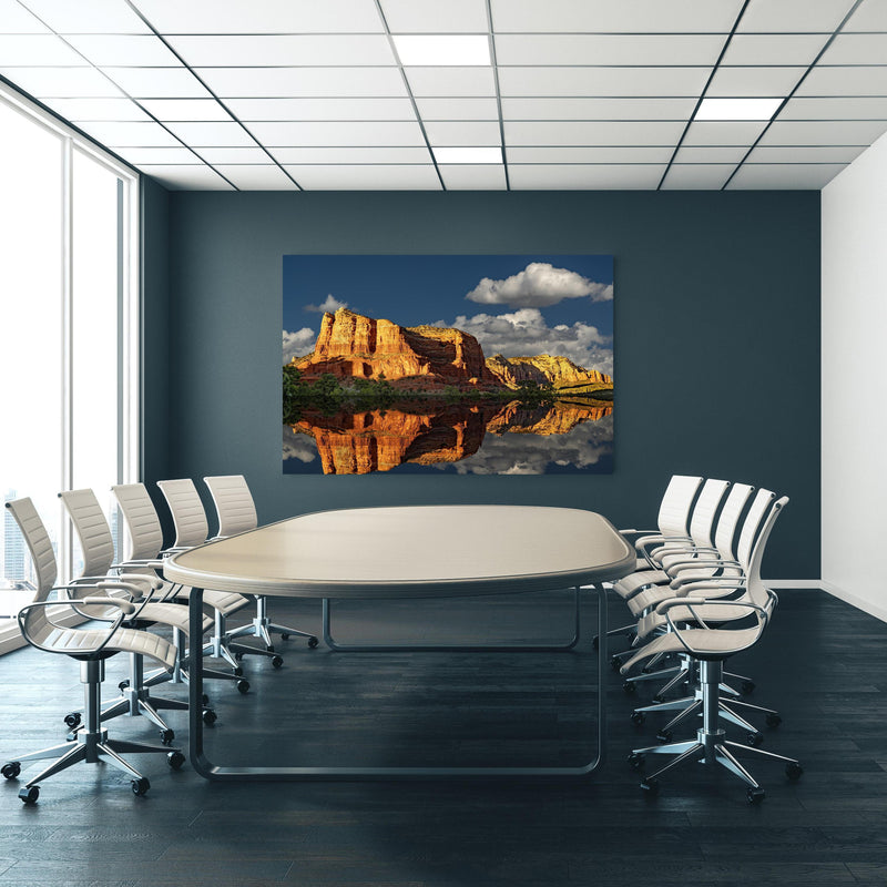 Office Poster  - Jack's Canyon mit Wasser Reflektion an blauer Wand in einem Besprechungsraum