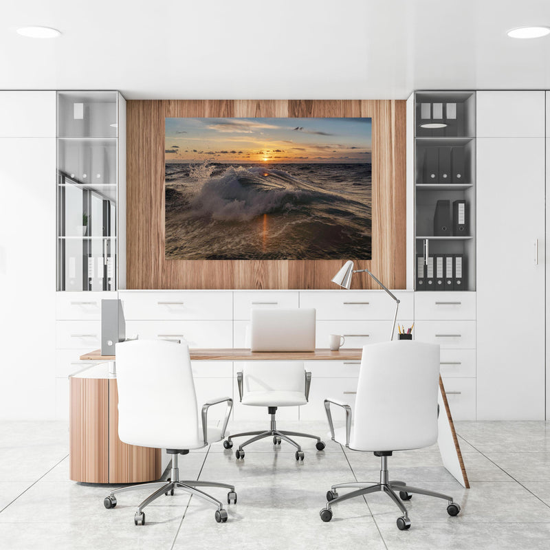 Office Poster  - Kleine Windwelle bei Sonnenuntergang an einer Holzwand hängend im Büroraum
Office Poster  - Kleine Windwelle bei Sonnenuntergang an einer Holzwand hängend im Büroraum