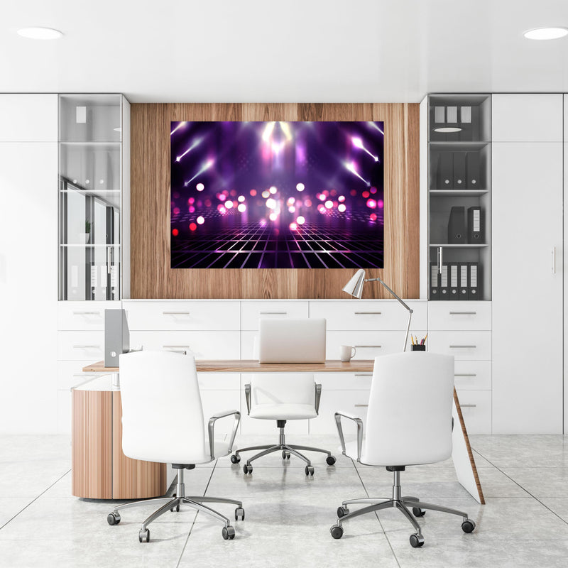 Office Poster  - Leere Hintergrundszene. Ultraviolettes Licht an einer Holzwand hängend im Büroraum
Office Poster  - Leere Hintergrundszene. Ultraviolettes Licht an einer Holzwand hängend im Büroraum