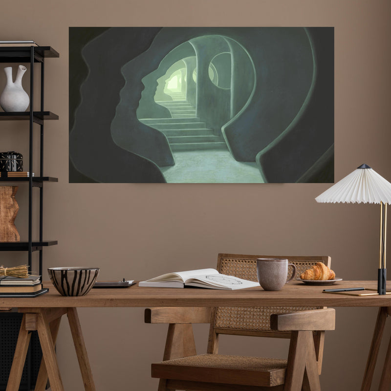 Office Poster  - Mysteriöses Türrahmen über poliertem Holztisch mit stilvoller Lampe - rechteckig