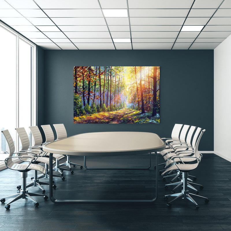 Office Poster  - Ölgemälde lichterfüllter Wald im Herbst an blauer Wand in einem Besprechungsraum