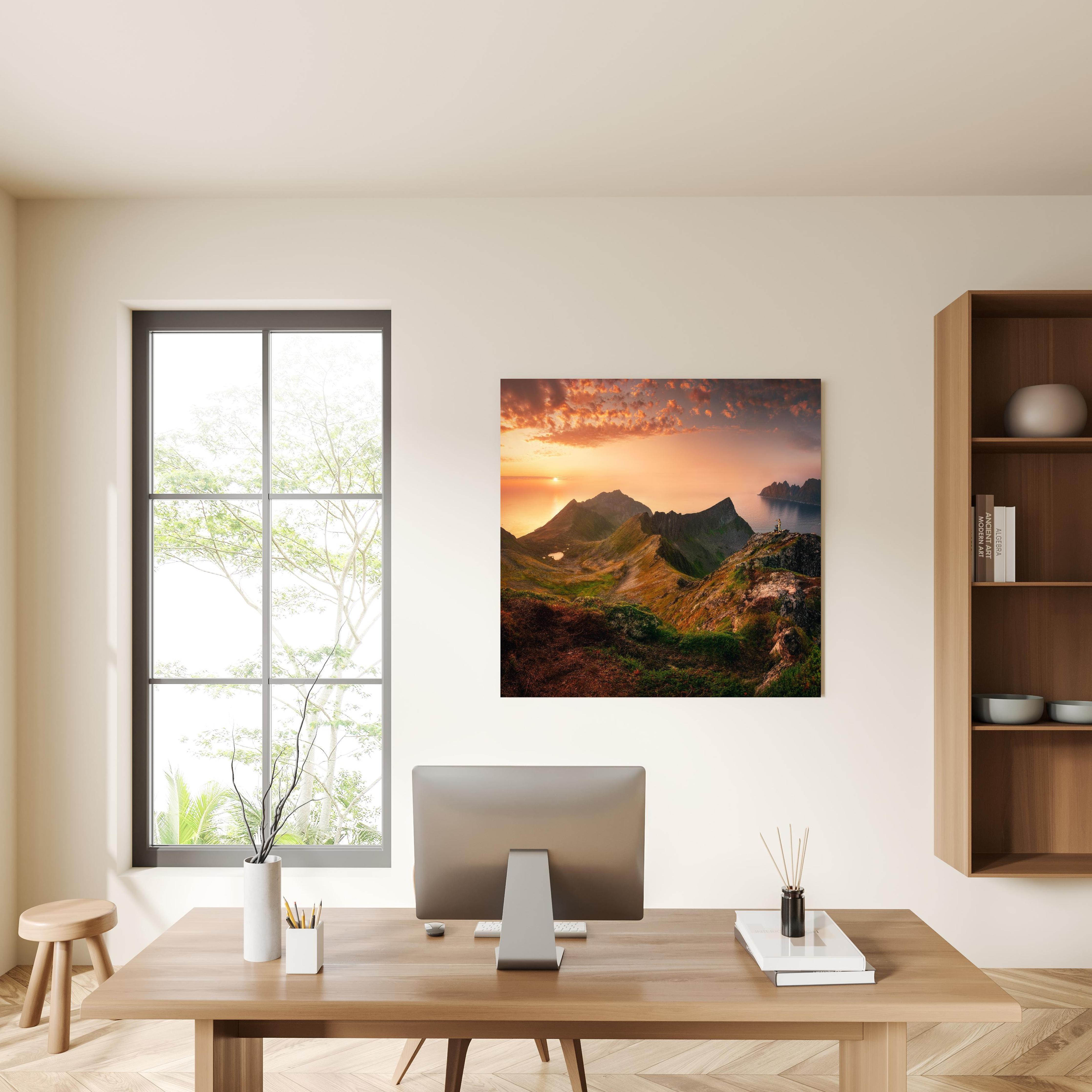 Office Poster  - Sonnenuntergang auf der Insel Senja in privatem Bürozimmer mit Holzschrank