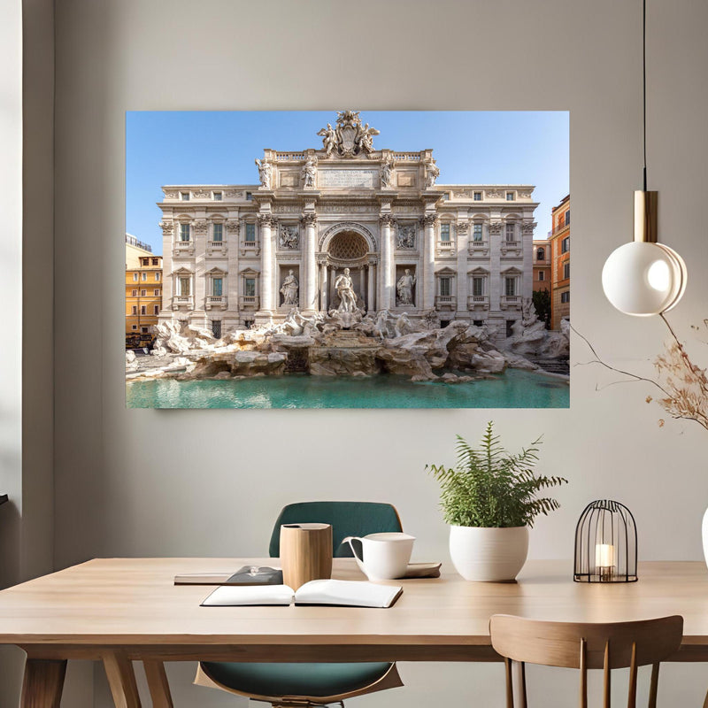 Office Poster  - Trevi-Brunnen am Morgen in Rom über klassischem Holztisch mit runder Vase - rechteckig