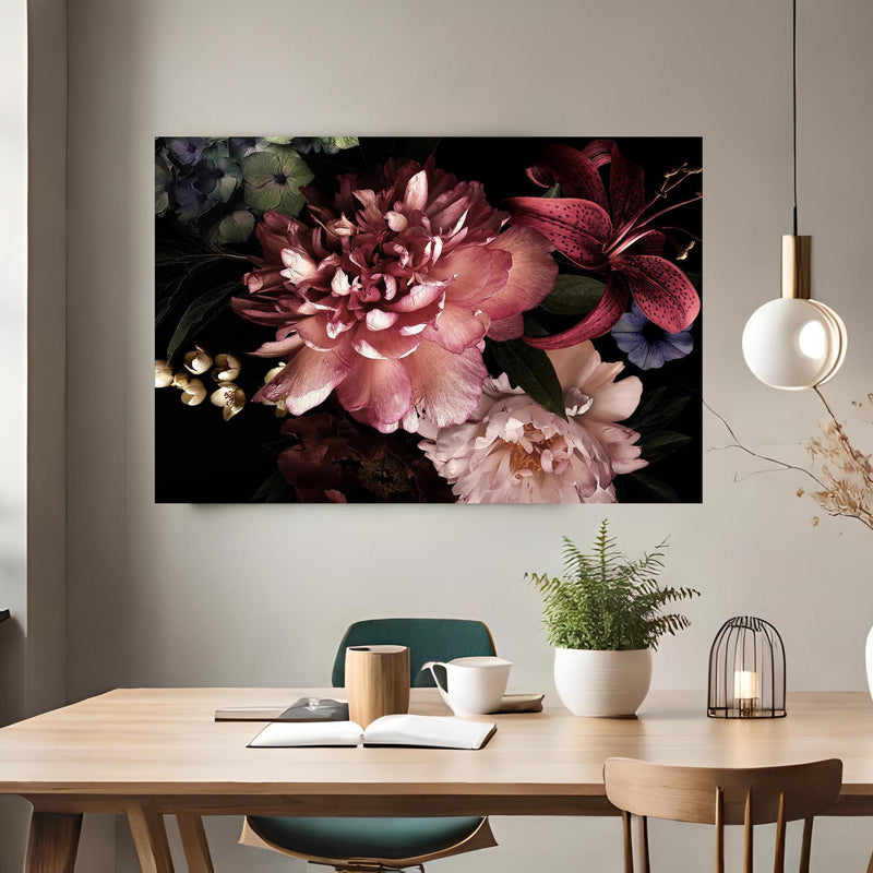 Office Poster  - Vintage Blumenbouquet über klassischem Holztisch mit runder Vase - rechteckig