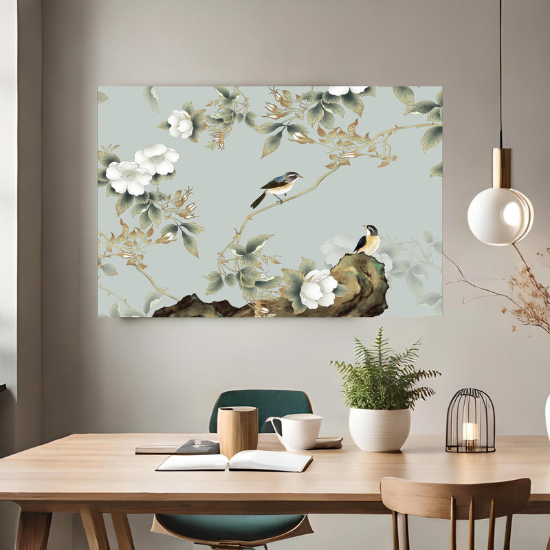 Office Poster  - Vögel Natur Illustration auf grauem Hintergrund über klassischem Holztisch mit runder Vase - rechteckig