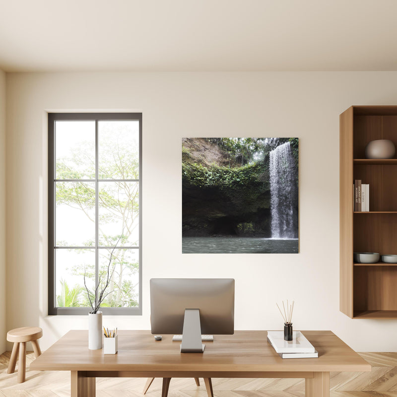 Office Poster  - Wasserfall in Bali im Herbst in privatem Bürozimmer mit Holzschrank