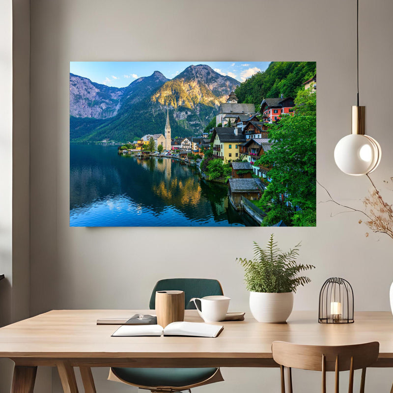 Office Poster  - Zauberhaftes Bergdorf Hallstatt über klassischem Holztisch mit runder Vase - rechteckig