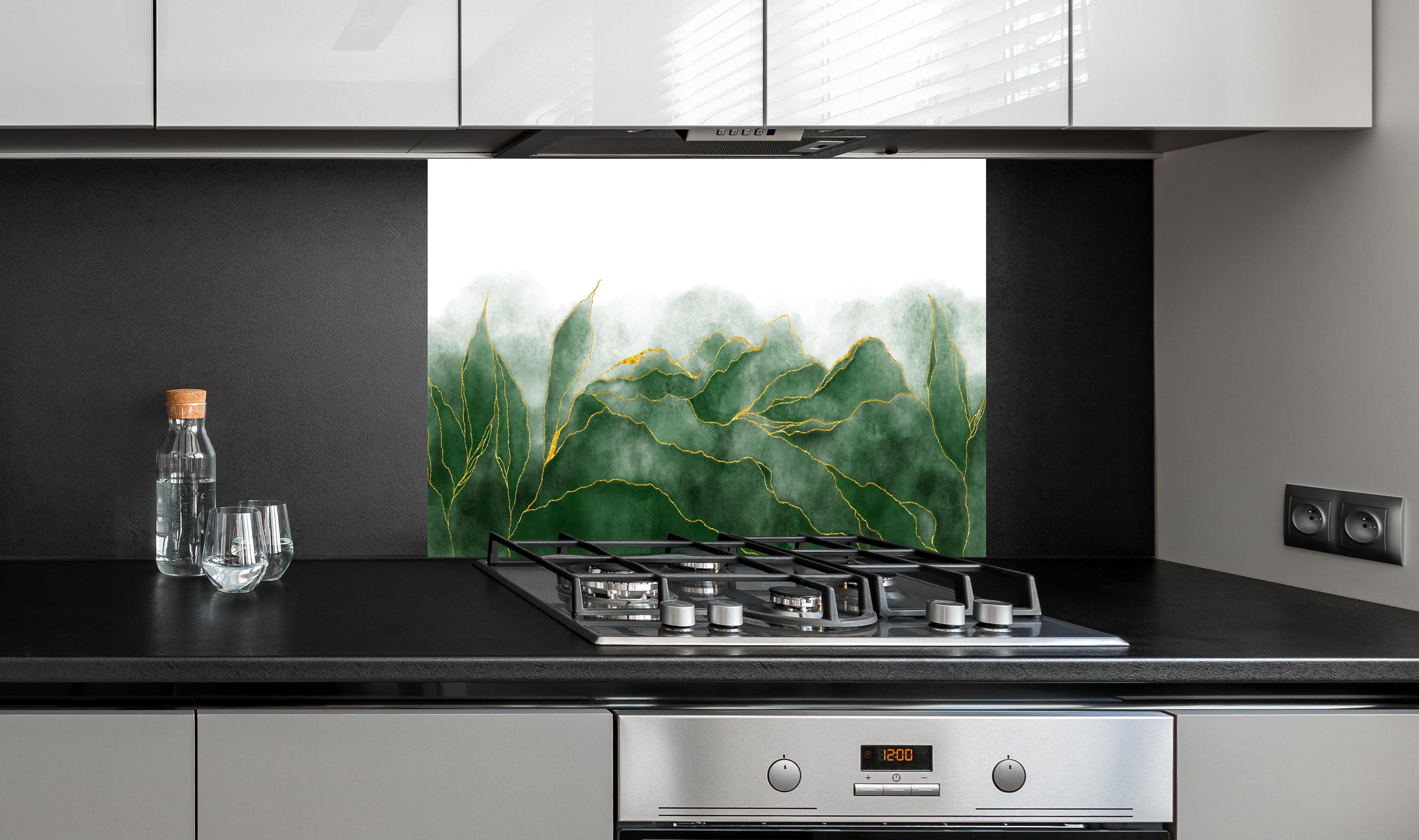 Spritzschutz - Aquarell Zeichnung - Pflanzen hinter einem Cerankochfeld zwischen Holz-Kochutensilien
