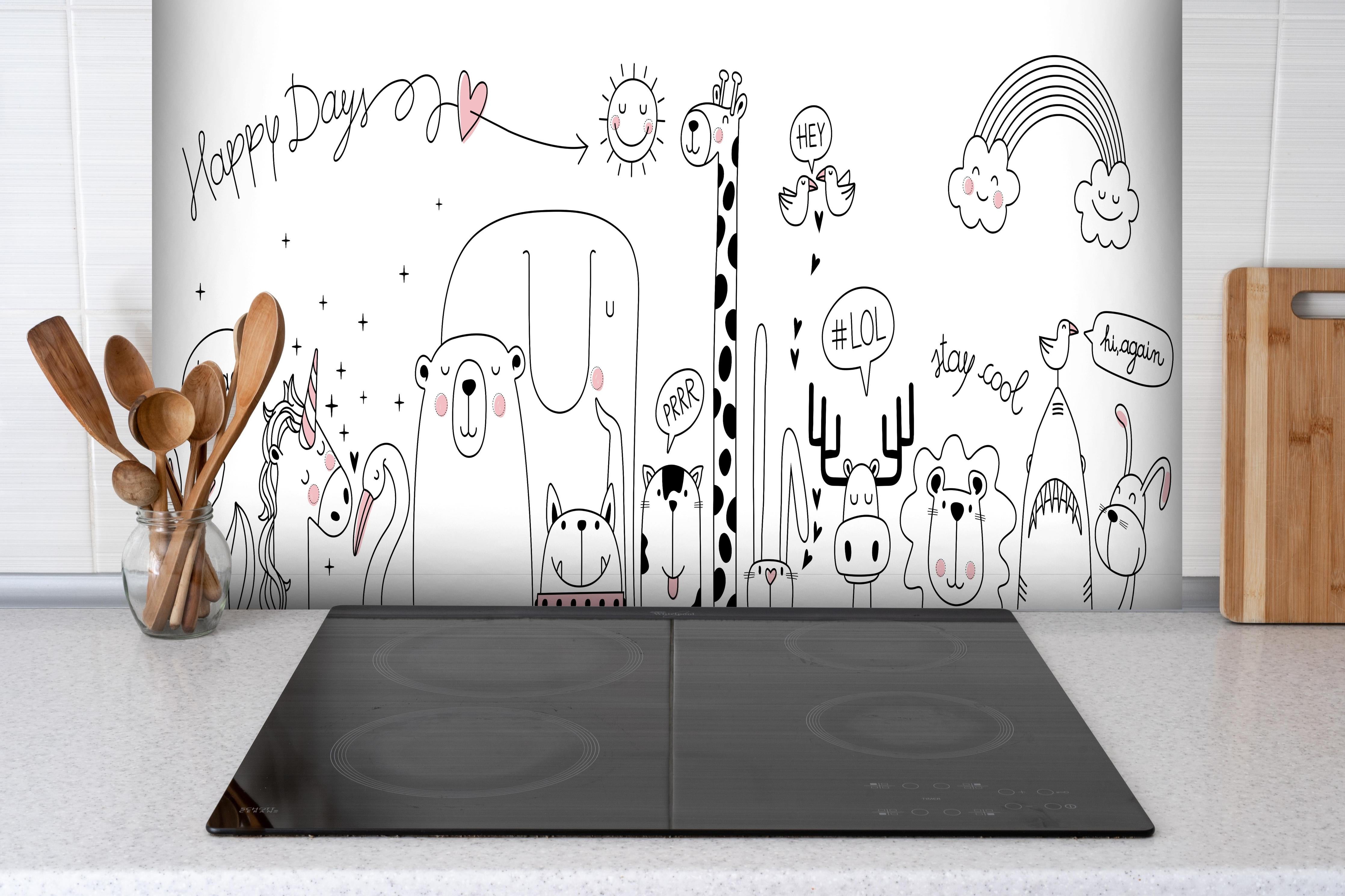 Spritzschutz - Bunte Tierzeichnungen Schwarz-Weiß Illustration hinter einem Cerankochfeld zwischen Holz-Kochutensilien
