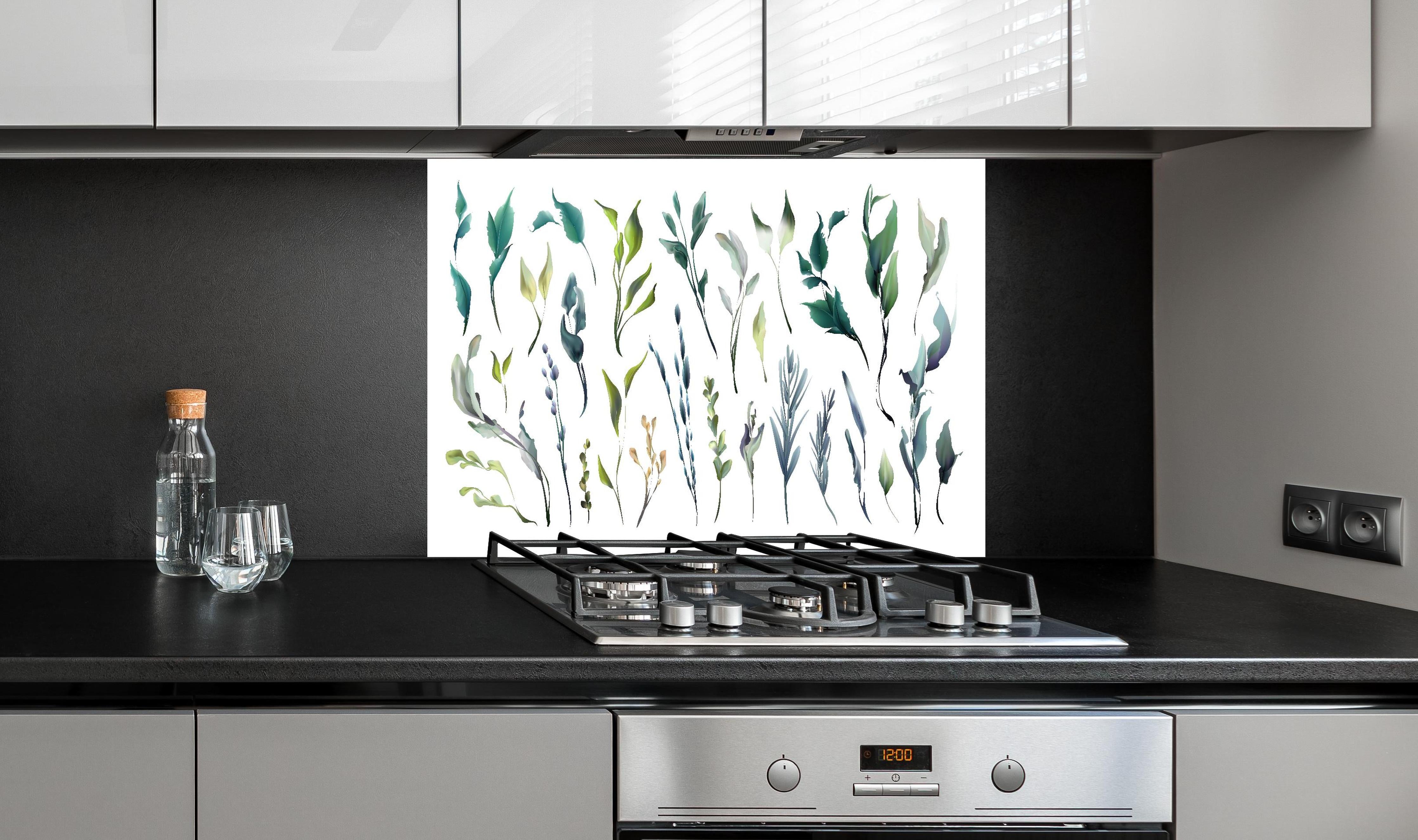 Spritzschutz - Dekorative Aquarell Pflanzen und Blätter Kollektion hinter einem Cerankochfeld zwischen Holz-Kochutensilien
