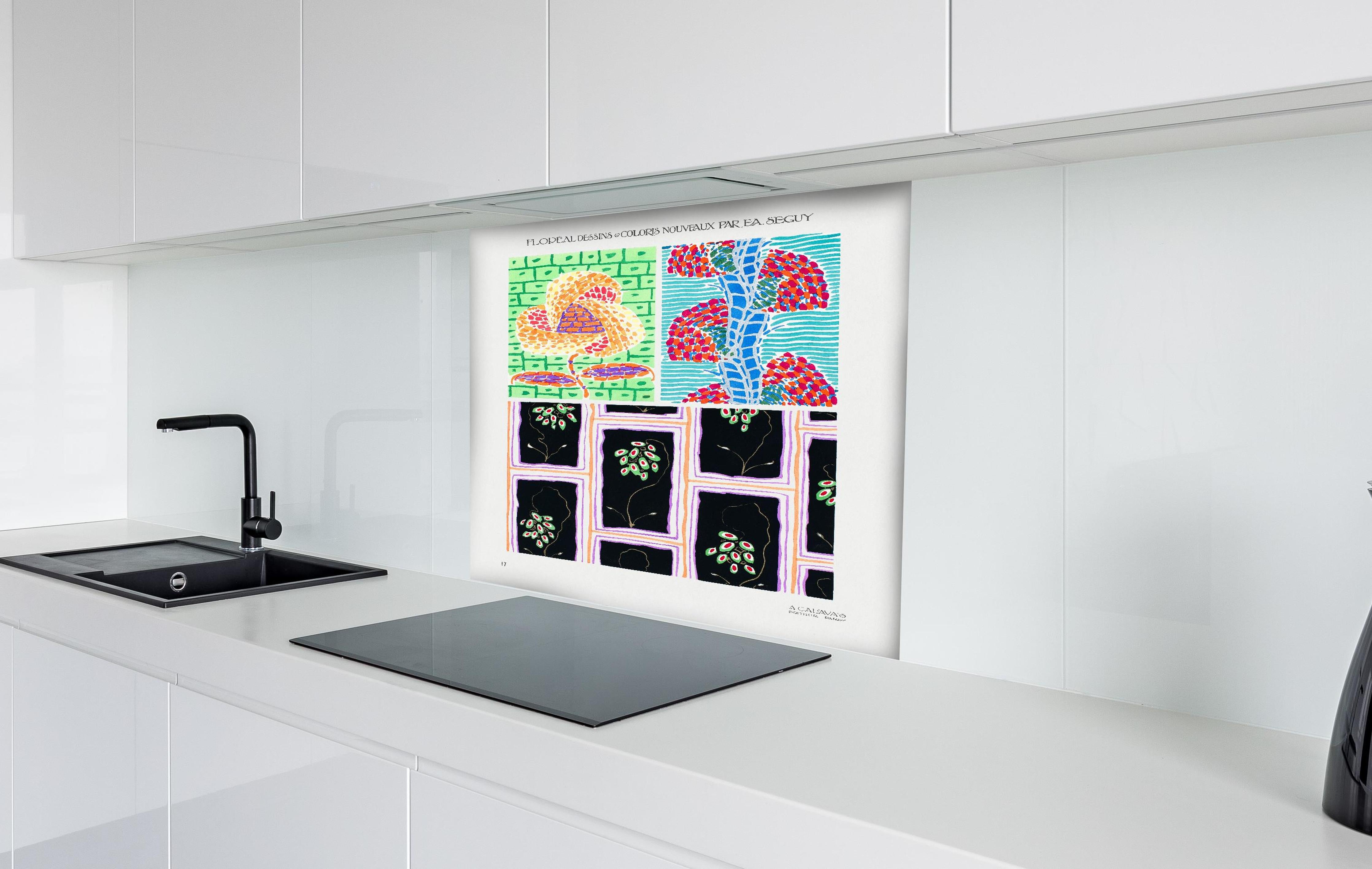 Spritzschutz - EA Seguy Vintage Blumen Kunstwerk hinter einem Cerankochfeld zwischen Holz-Kochutensilien
