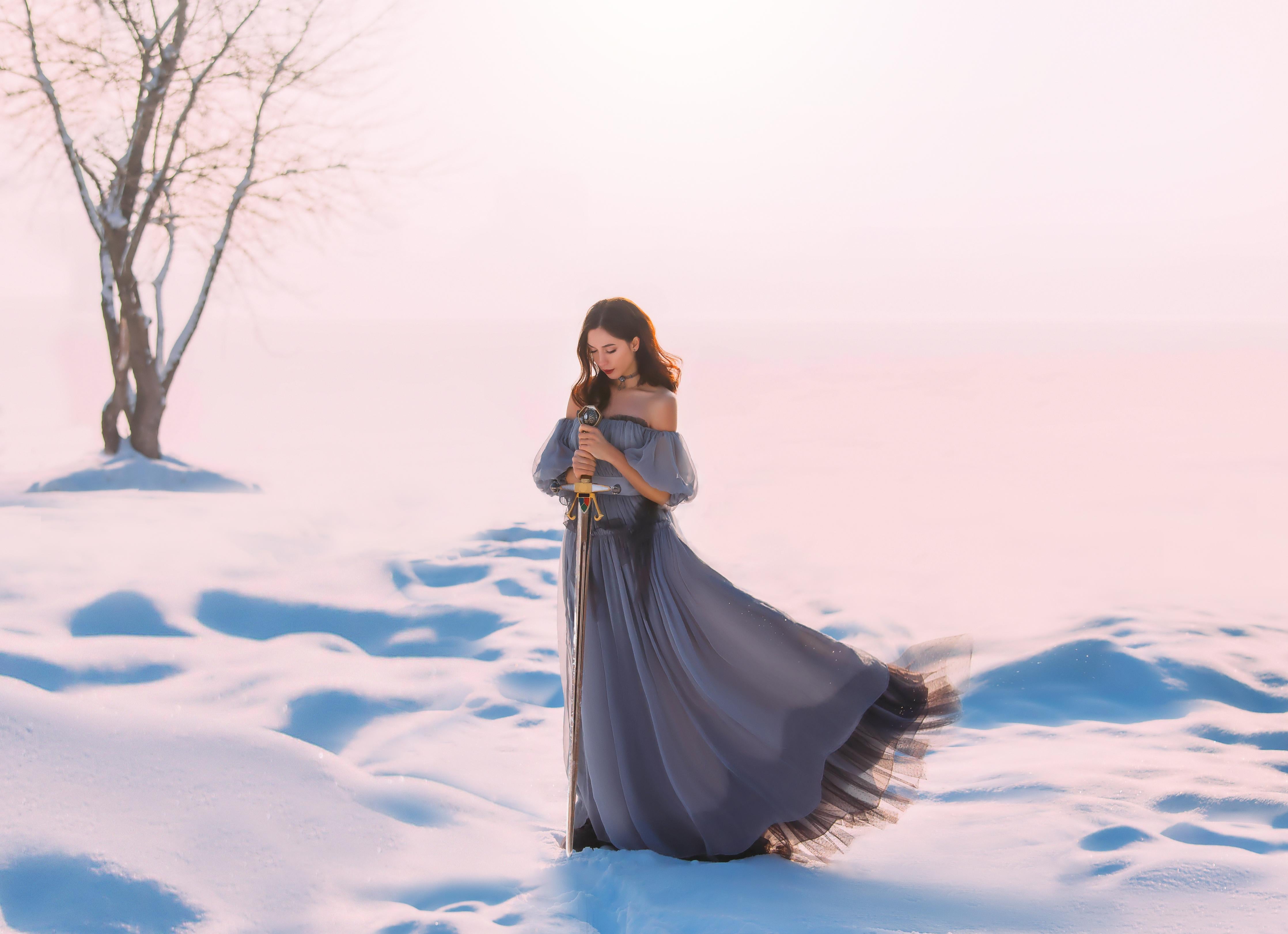 Spritzschutz-Fantasy Prinzessin in Winterlandschaft