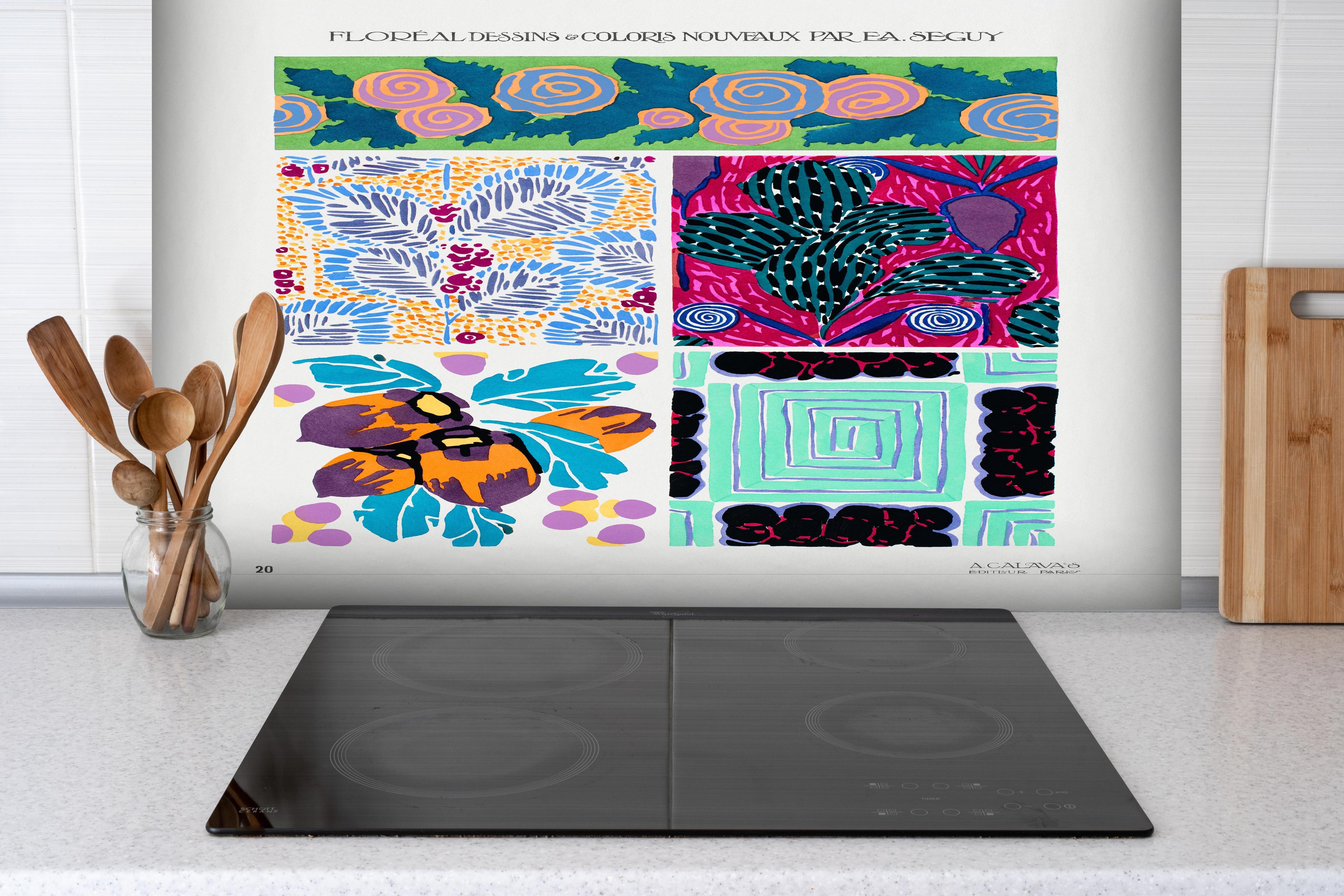 Spritzschutz - Florale Kunst Retro Poster Druck hinter einem Cerankochfeld zwischen Holz-Kochutensilien
