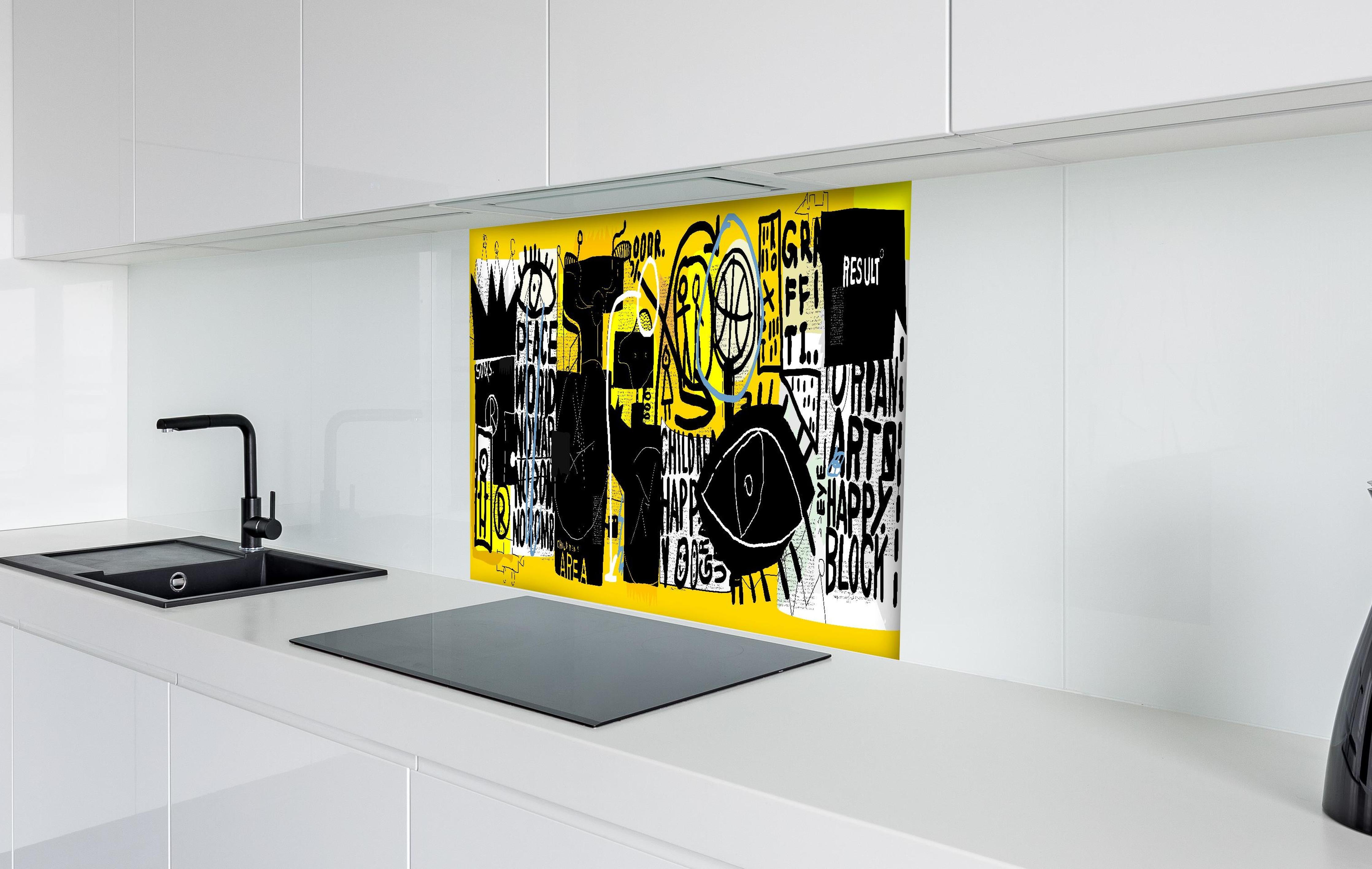 Spritzschutz - Gelb-Schwarze Street Art Illustration hinter einem Cerankochfeld zwischen Holz-Kochutensilien
