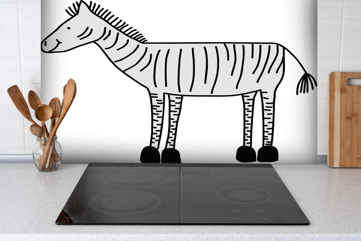 Spritzschutz - Gezeichnete Schwarz-Weiße Zebrafigur hinter einem Cerankochfeld zwischen Holz-Kochutensilien
