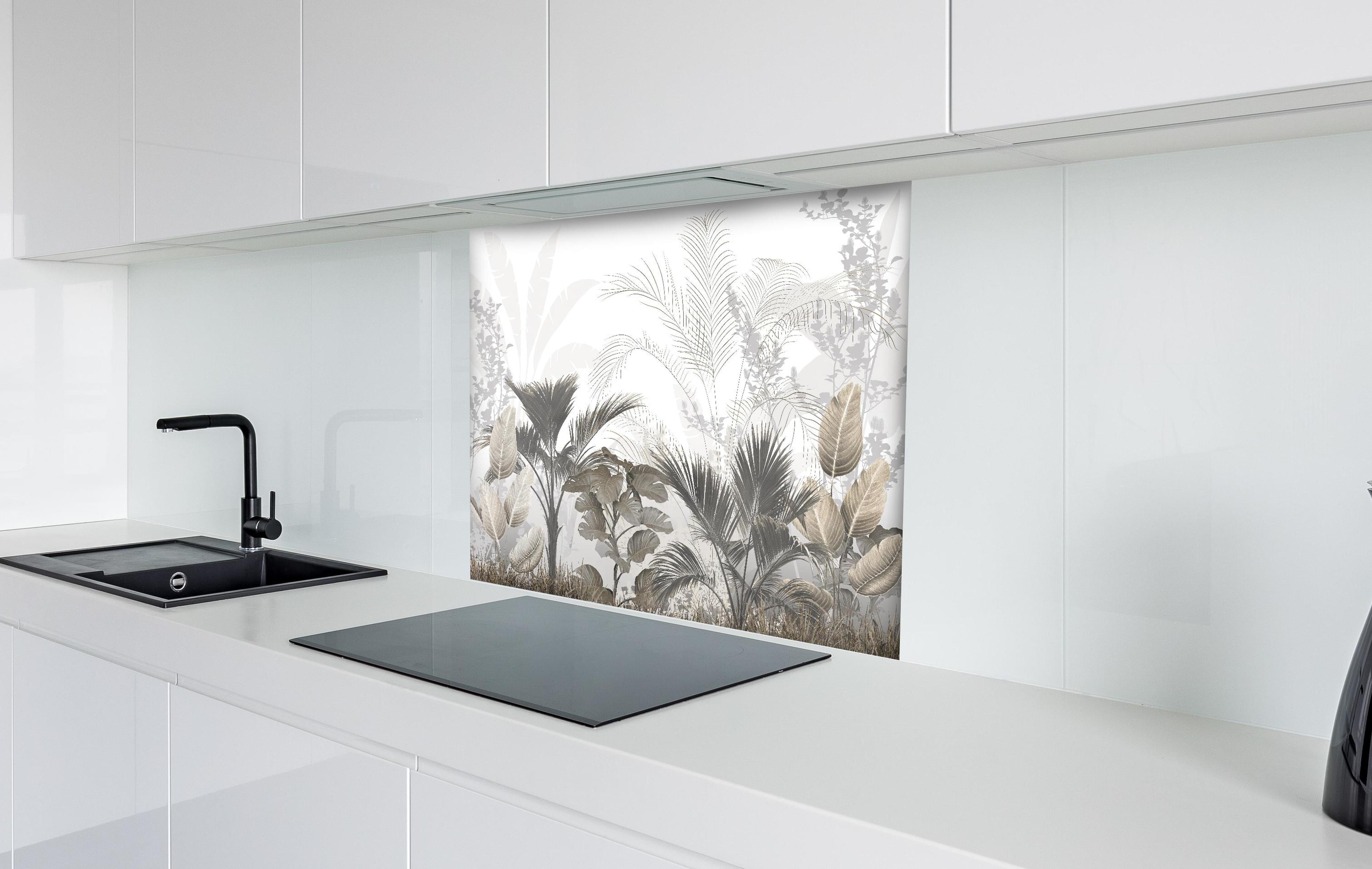 Spritzschutz - Gräulich - Florales Wandbild hinter einem Cerankochfeld zwischen Holz-Kochutensilien
