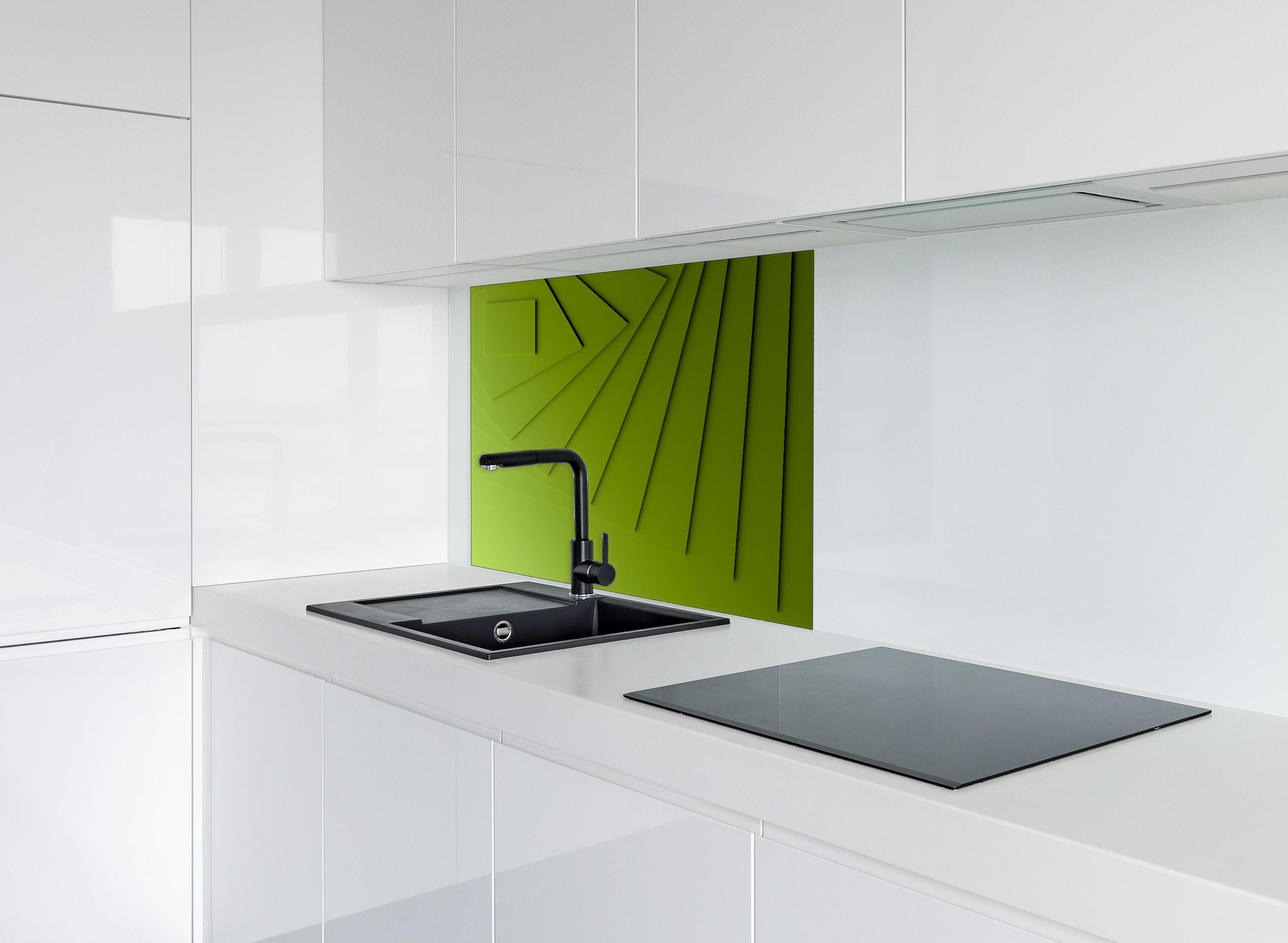 Spritzschutz - Grüner Moderner Hintergrund  hinter einem Cerankochfeld zwischen Holz-Kochutensilien
