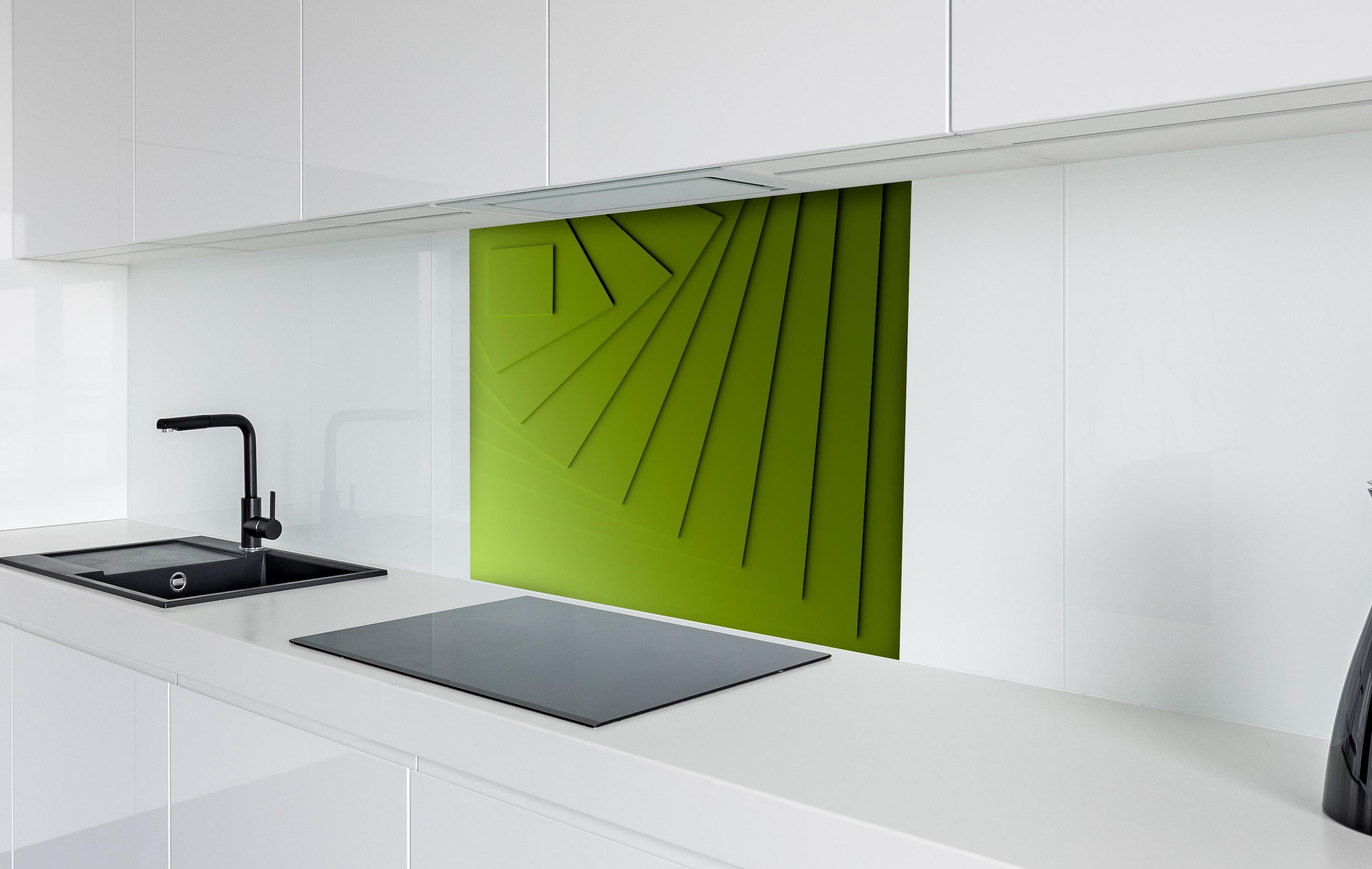 Spritzschutz - Grüner Moderner Hintergrund  hinter einem Cerankochfeld zwischen Holz-Kochutensilien
