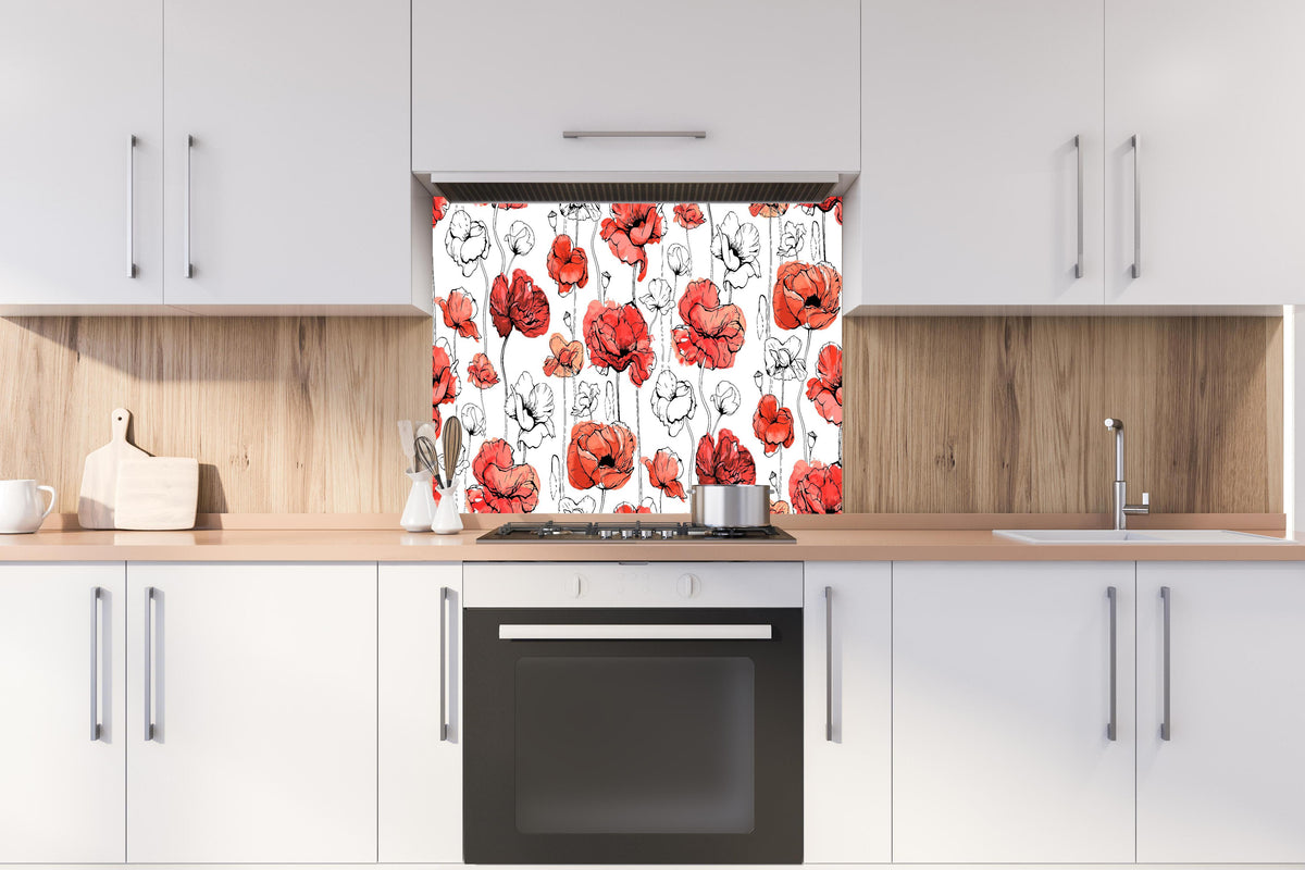 Spritzschutz - Illustration Rote Mohnblumen Skizze Muster hinter einem Cerankochfeld zwischen Holz-Kochutensilien

