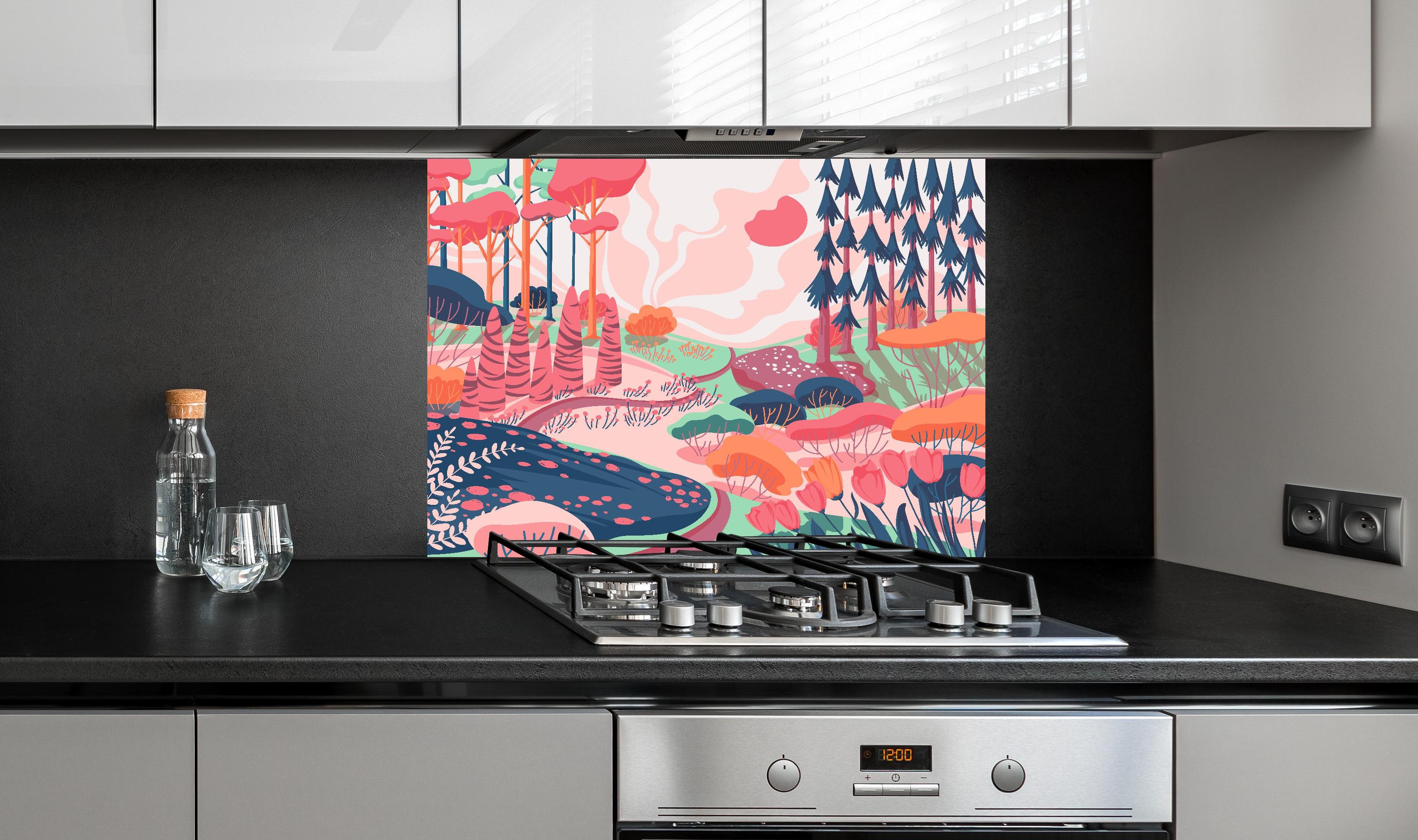 Spritzschutz - Illustrative Waldszene in Pastellfarbtönen hinter einem Cerankochfeld zwischen Holz-Kochutensilien
