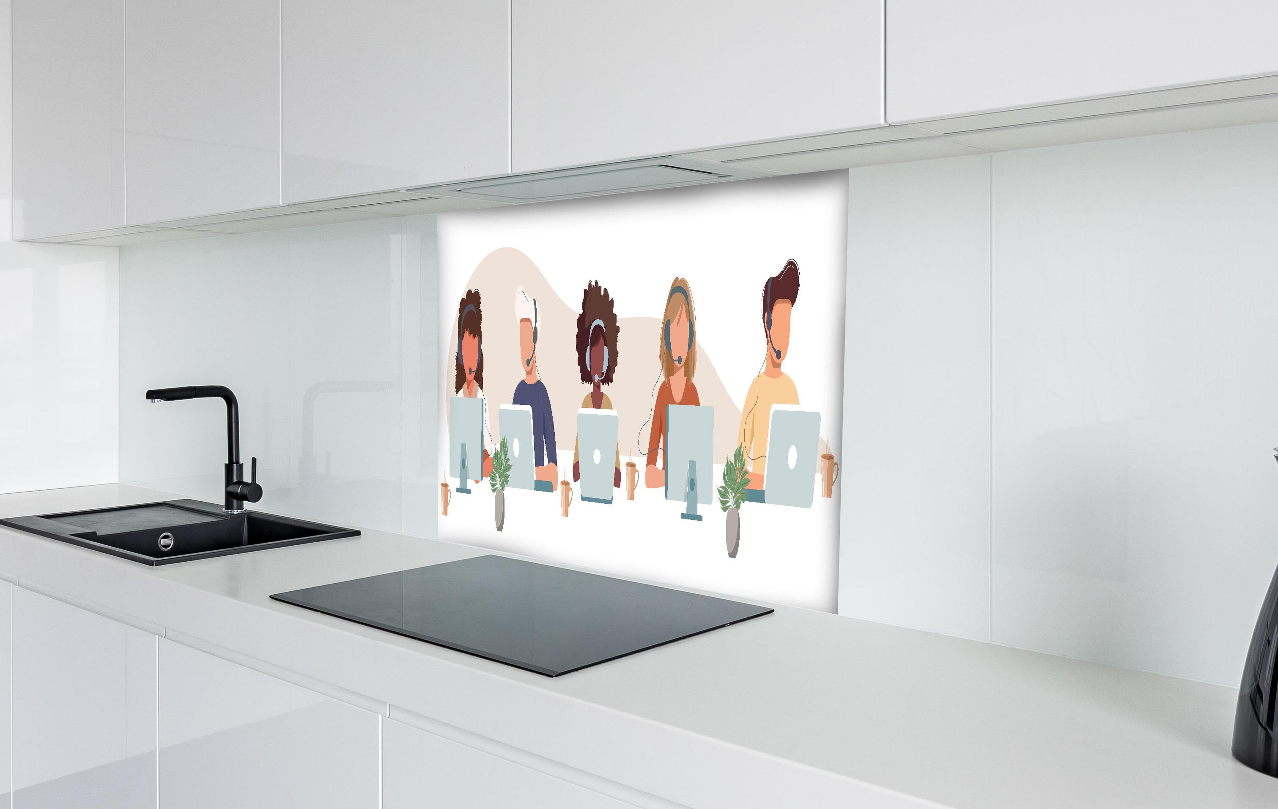 Spritzschutz - Kreatives Team bei der Arbeit Illustration hinter einem Cerankochfeld zwischen Holz-Kochutensilien
