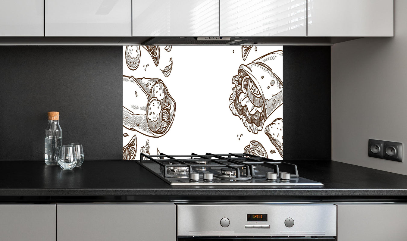 Spritzschutz - Künstlerische Wrap-Zeichnung in Schwarz-Weiß hinter einem Cerankochfeld zwischen Holz-Kochutensilien
