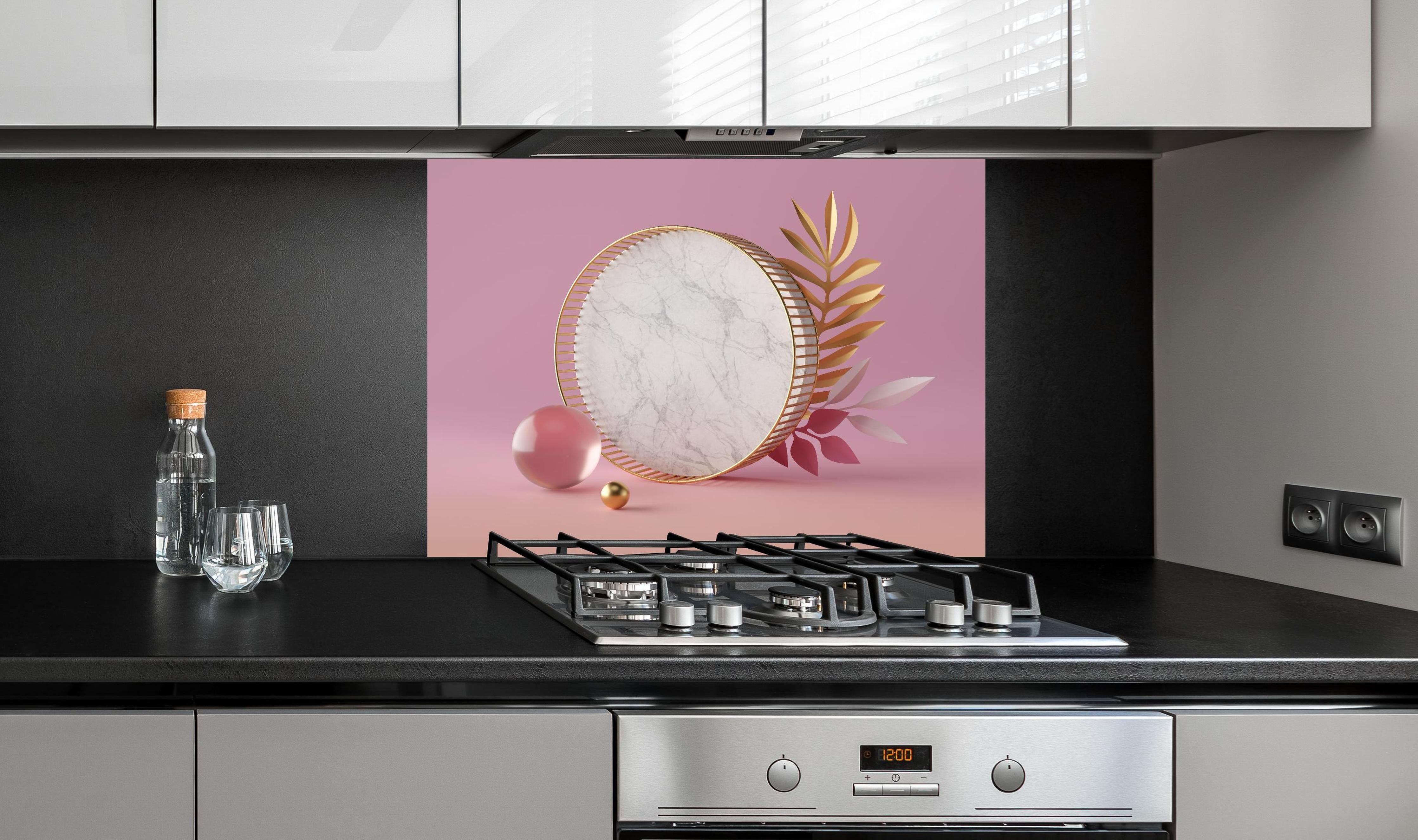 Spritzschutz - Moderne 3D-Struktur hinter einem Cerankochfeld zwischen Holz-Kochutensilien
