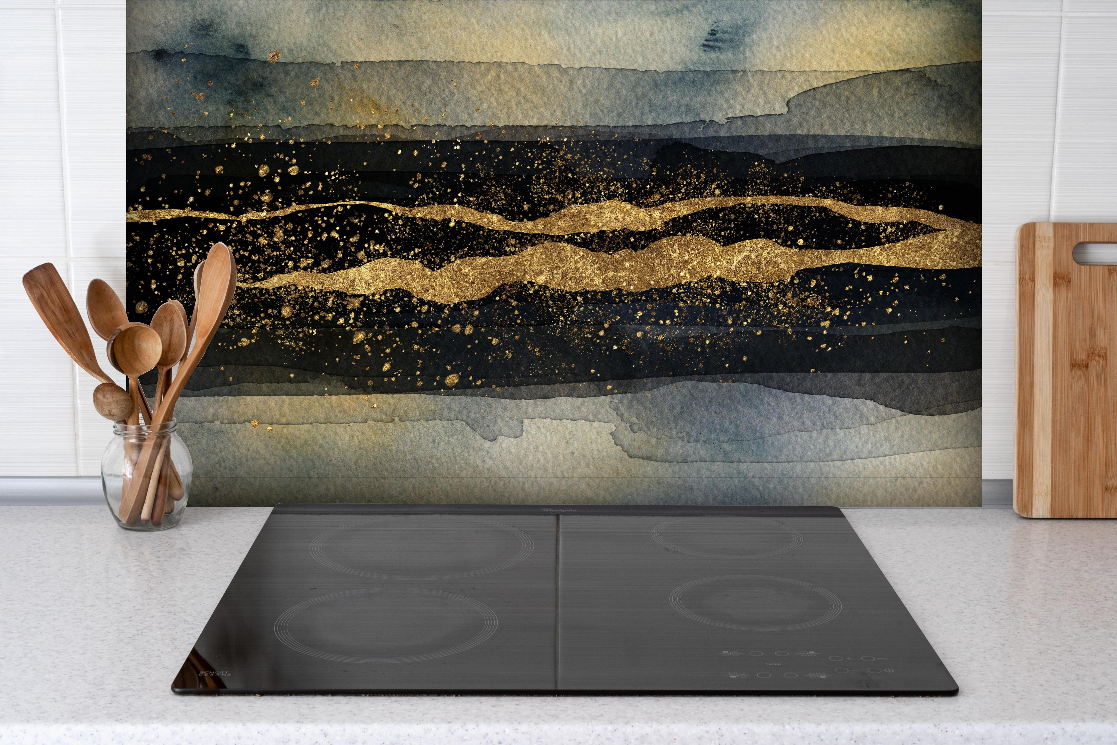 Spritzschutz - Moderne Darstellung - Aquarellmalerei hinter einem Cerankochfeld zwischen Holz-Kochutensilien
