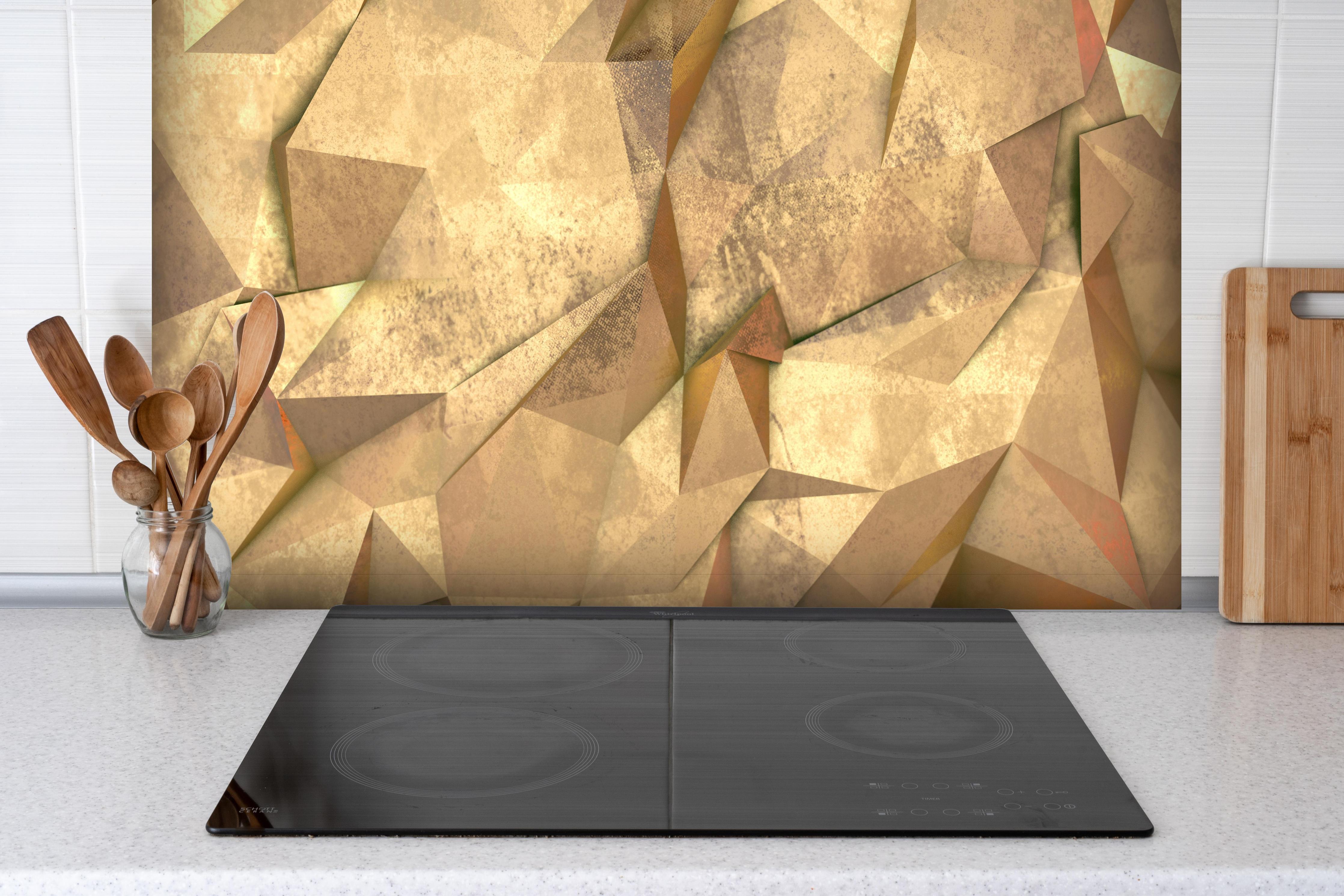Spritzschutz - Polygonale Hntergrund Textur hinter einem Cerankochfeld zwischen Holz-Kochutensilien
