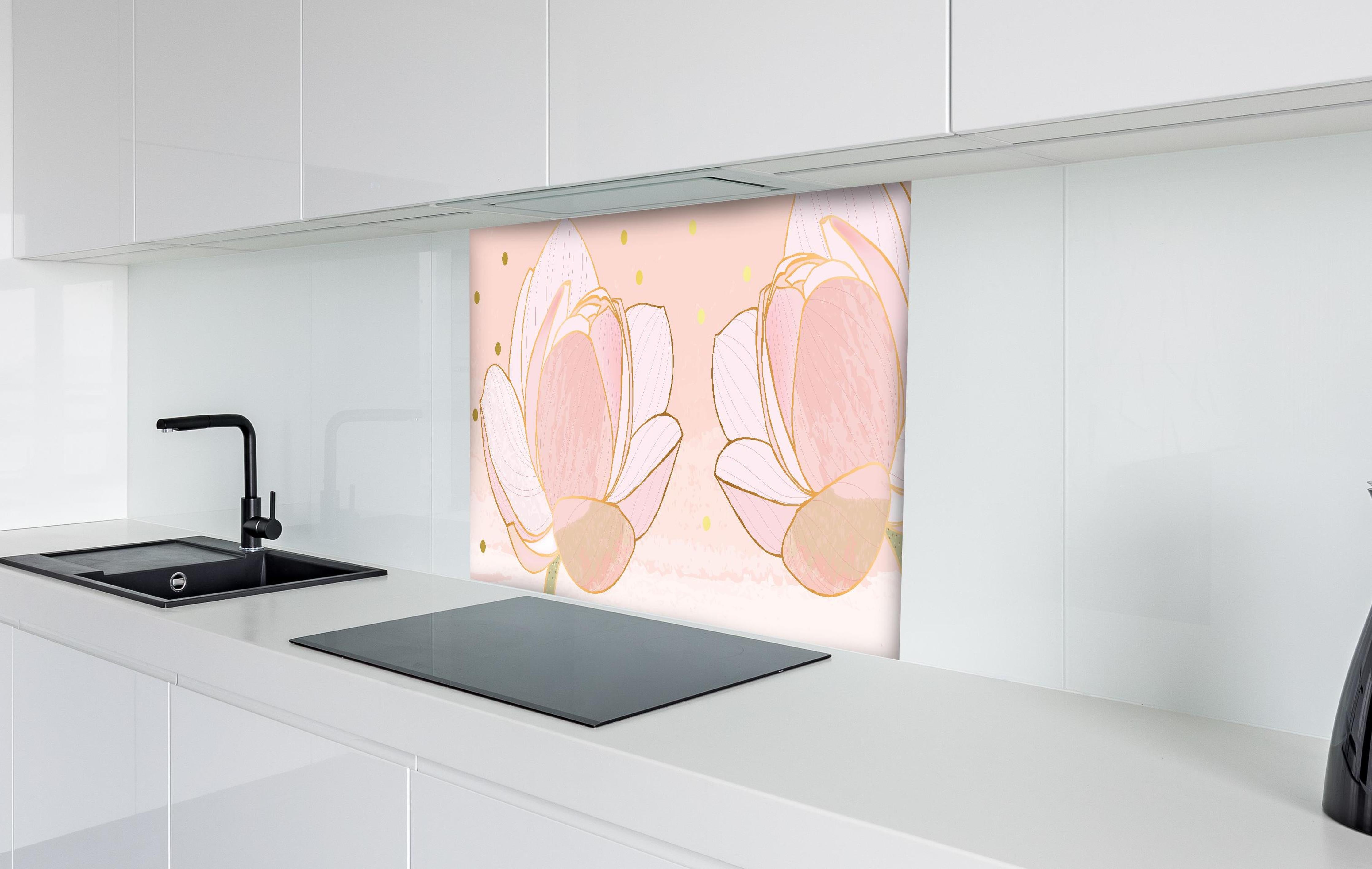 Spritzschutz - Sanfte rosa Lotusblumen Kunstbild hinter einem Cerankochfeld zwischen Holz-Kochutensilien
