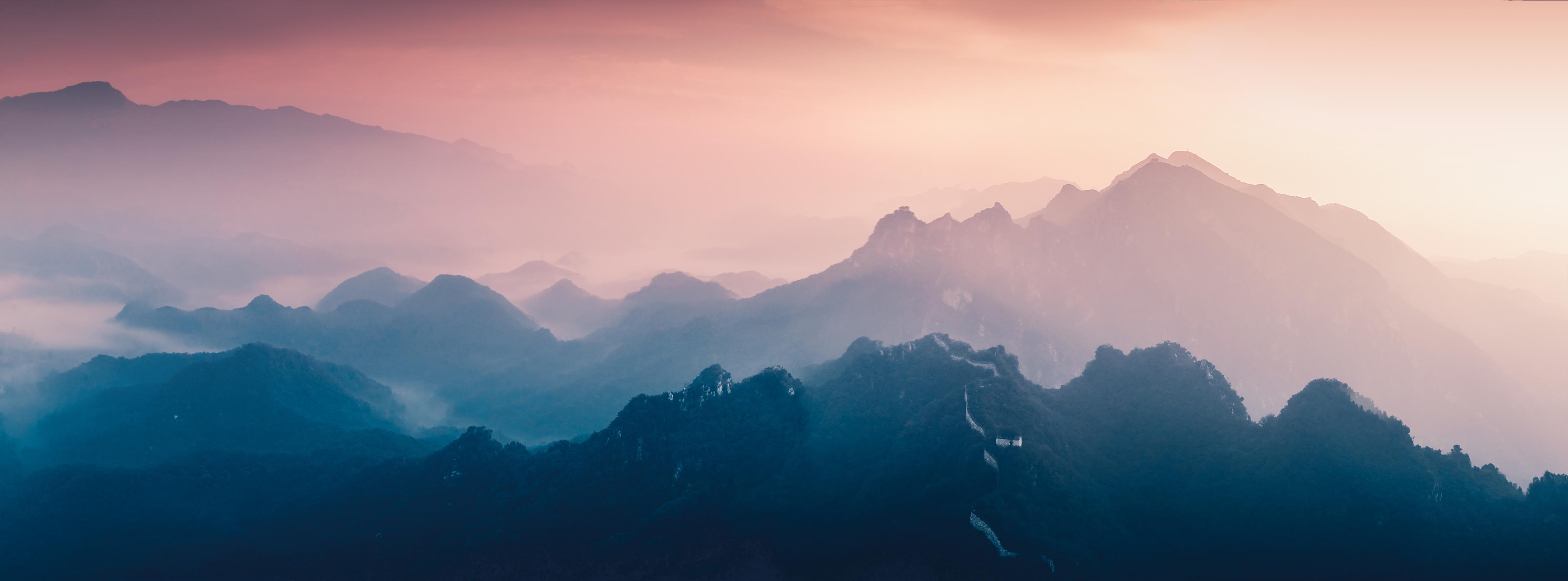 Spritzschutz-Chinesiche Mauer bei Sonnenuntergang